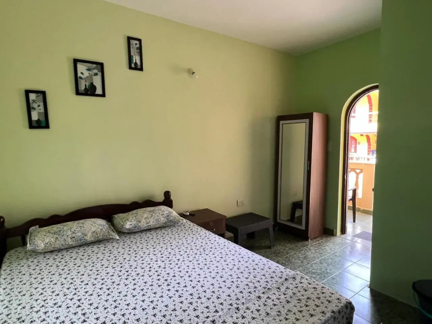 Sifrazhed's Beach Retreat