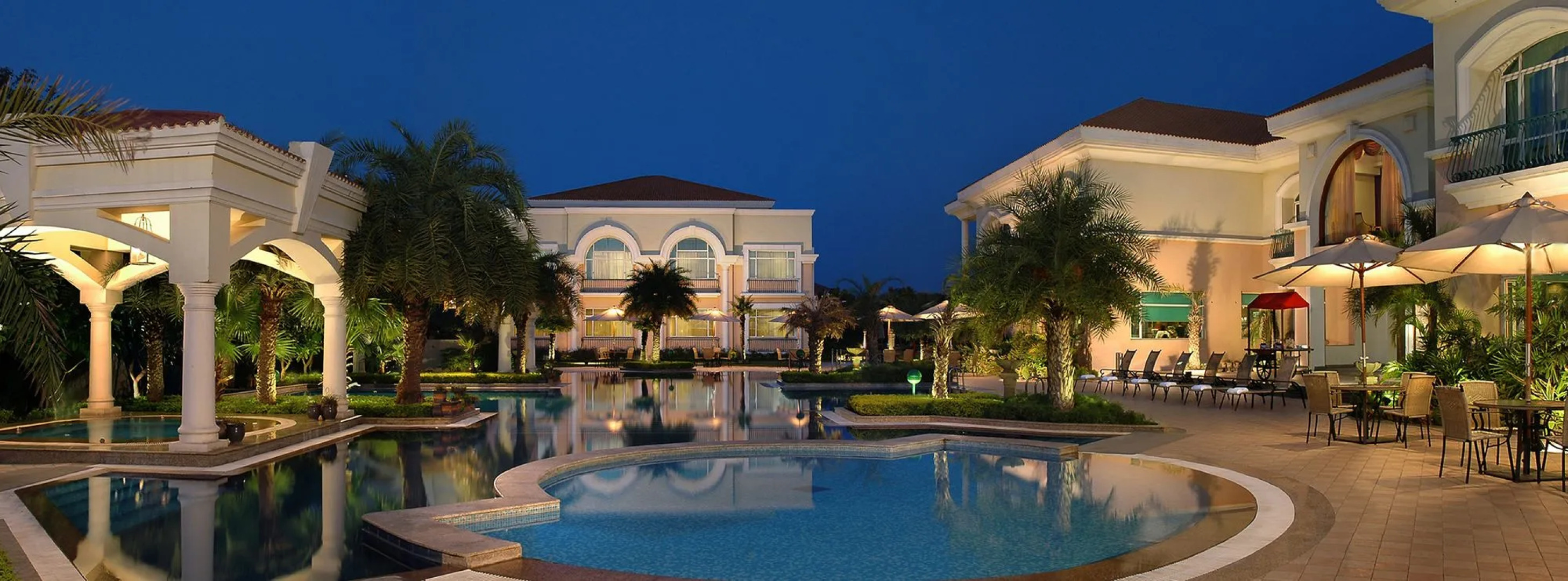 The Palms - Town & Country Club