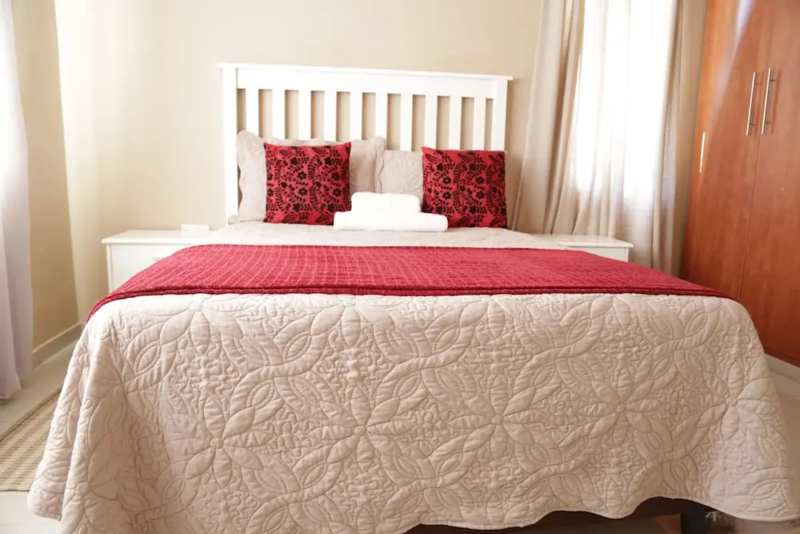 Nxai Pan Self Catering apartments