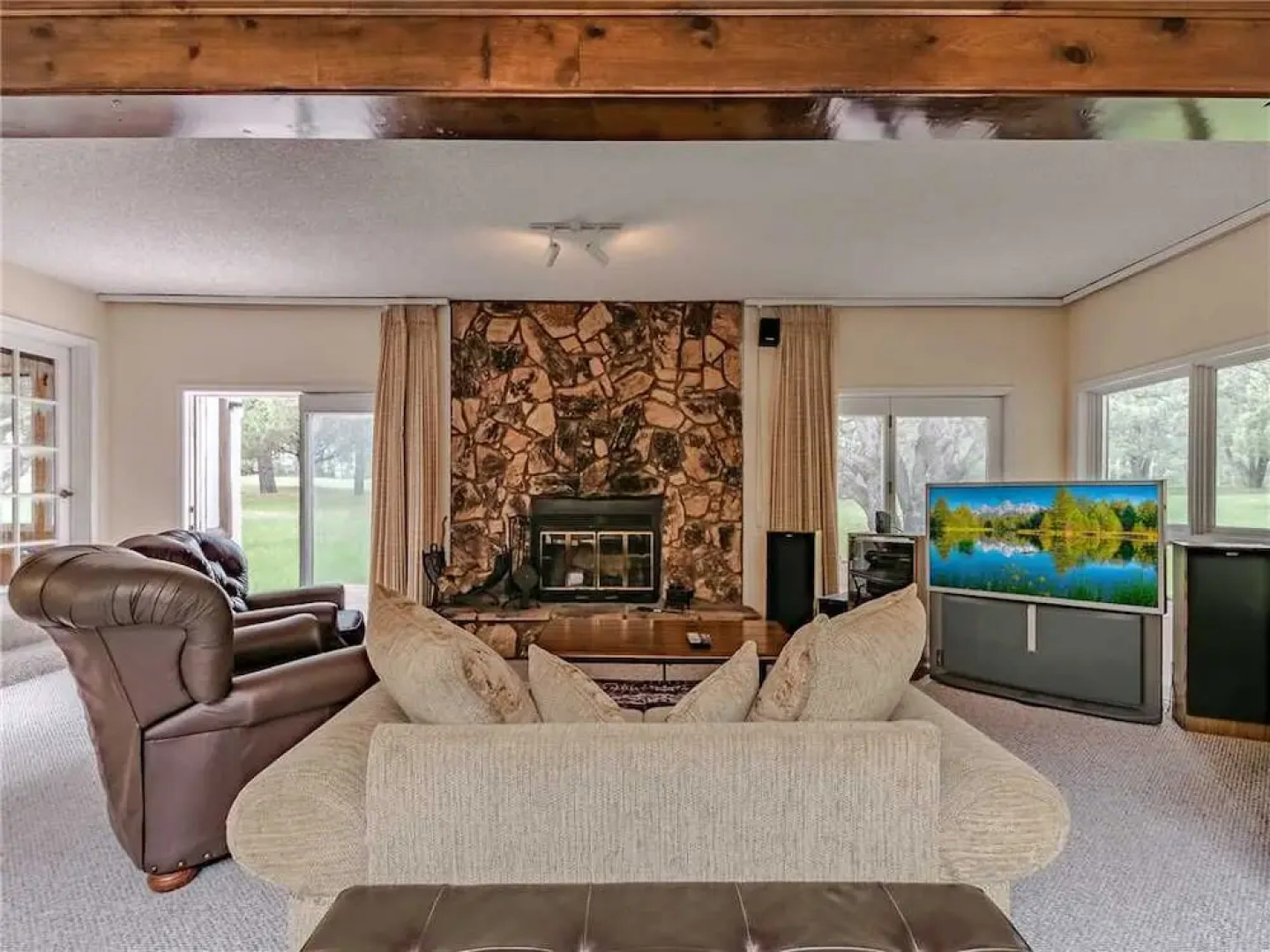 High Mesa Escape - Three Bedroom Cabin