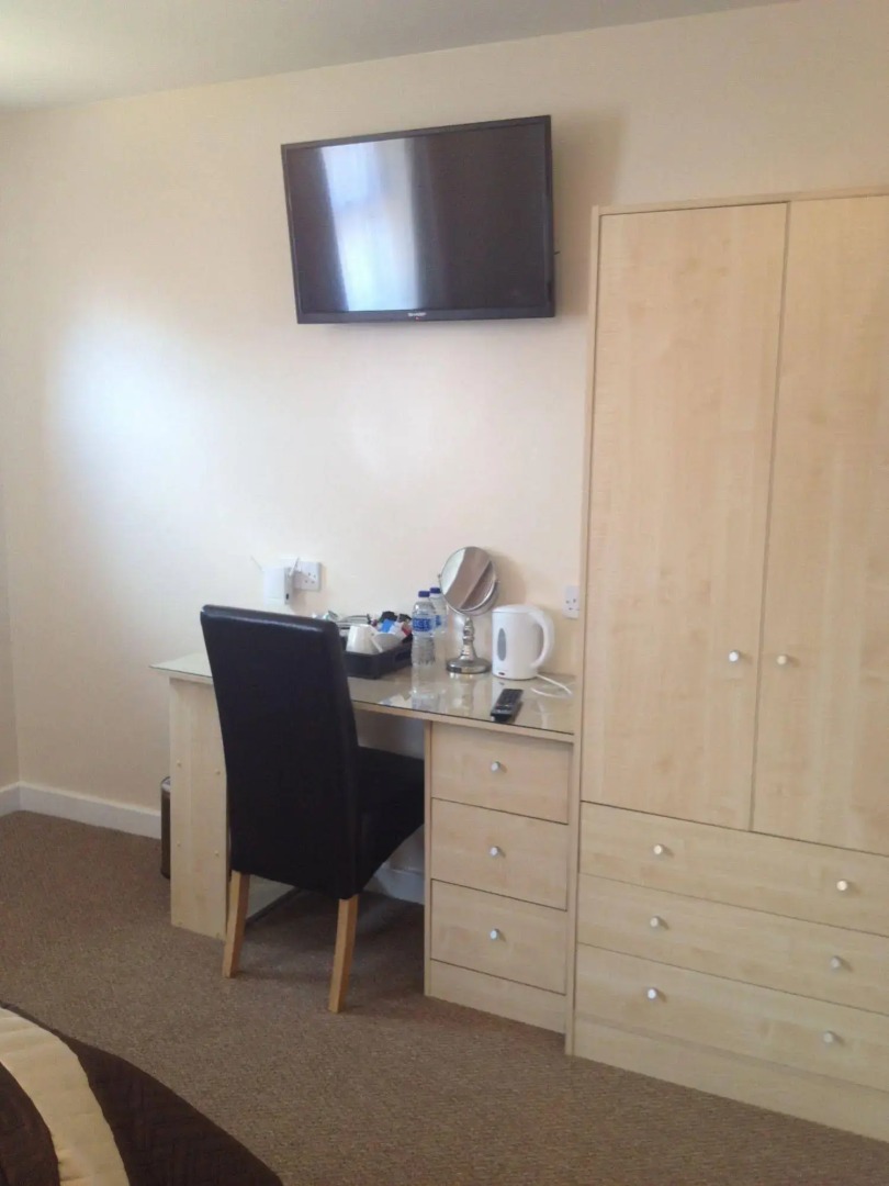 Newent Golf Club & Lodges