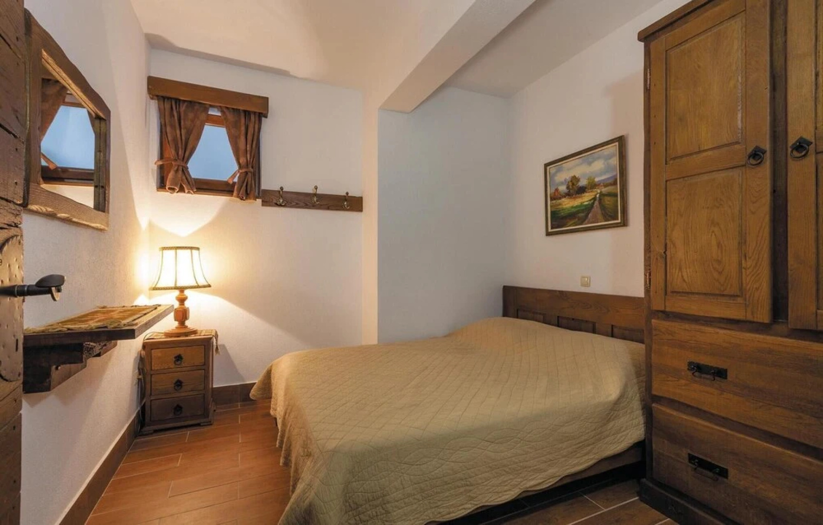 Beautiful Home in Makarska With Wifi and 7 Bedrooms