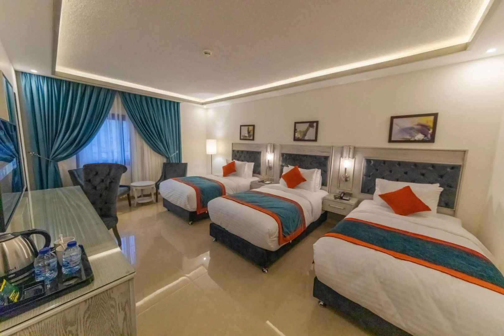 Petra Canyon Hotel
