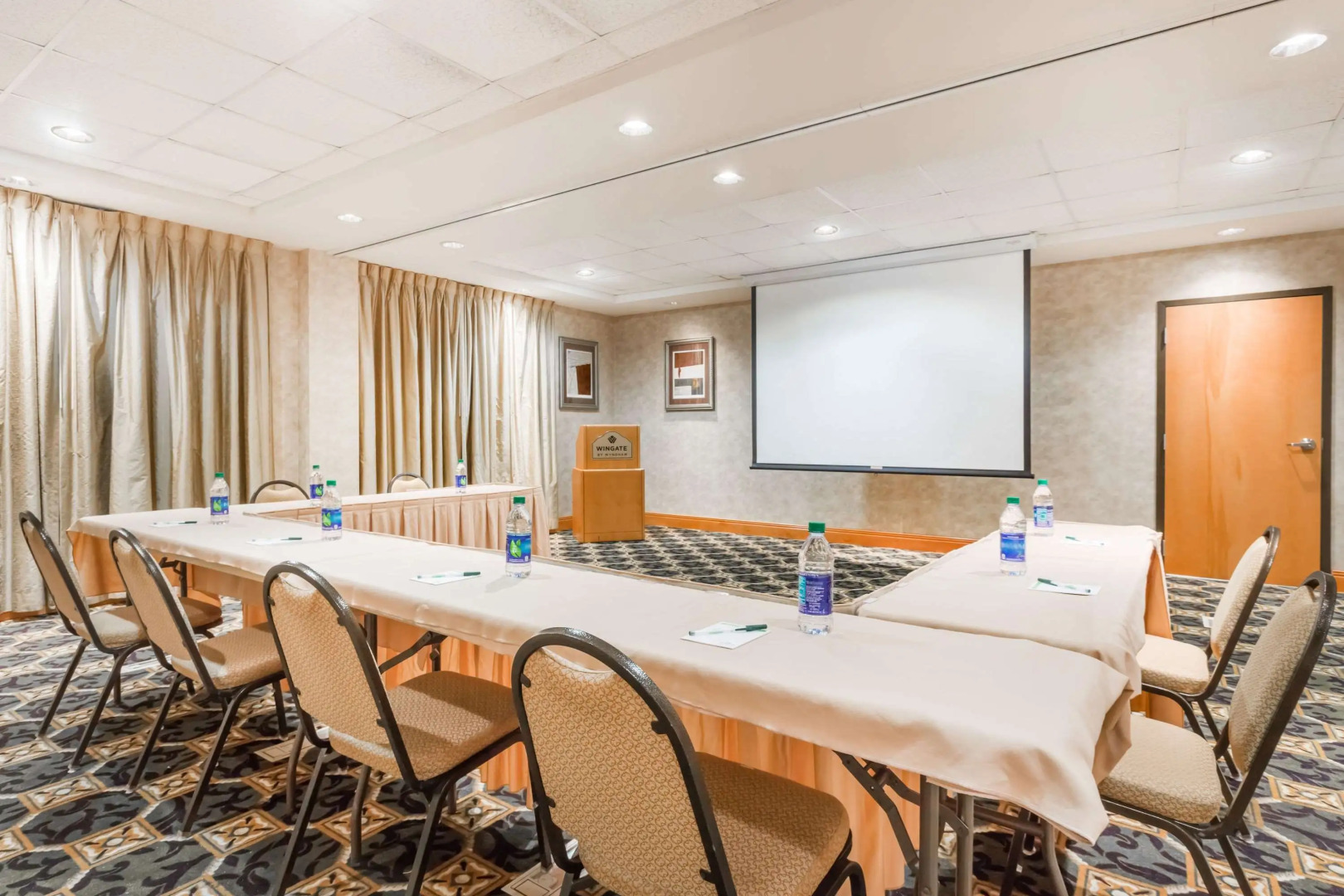 Wingate By Wyndham Lagrange