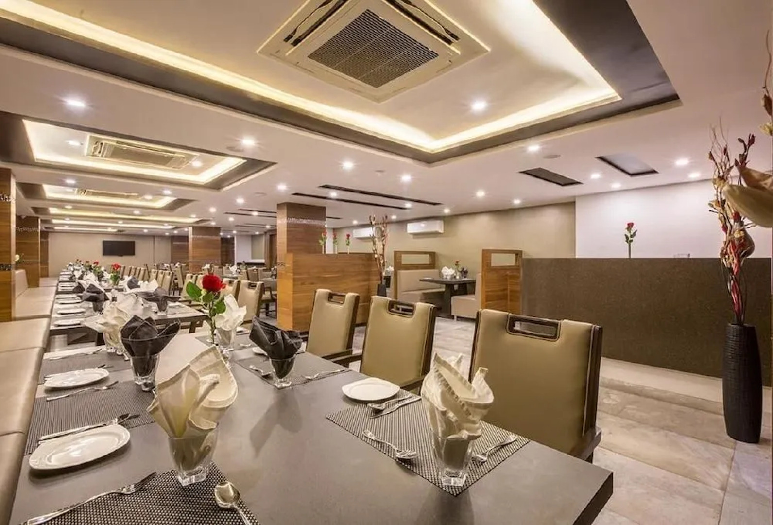 Hotel Prominent Coporate Residency