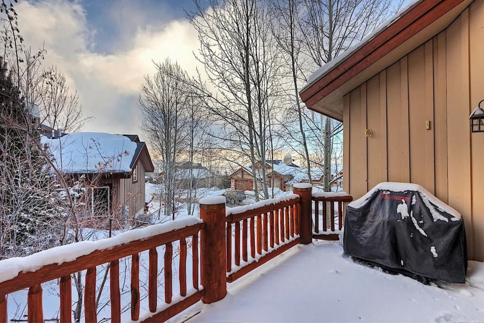 Snowbound Ski Retreat at Cedar Ridge by Casago
