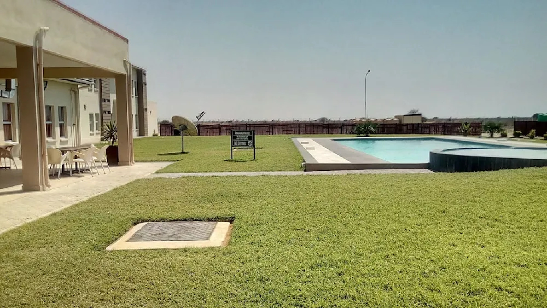 Thakadu Hotel, Casino & Conference Centre