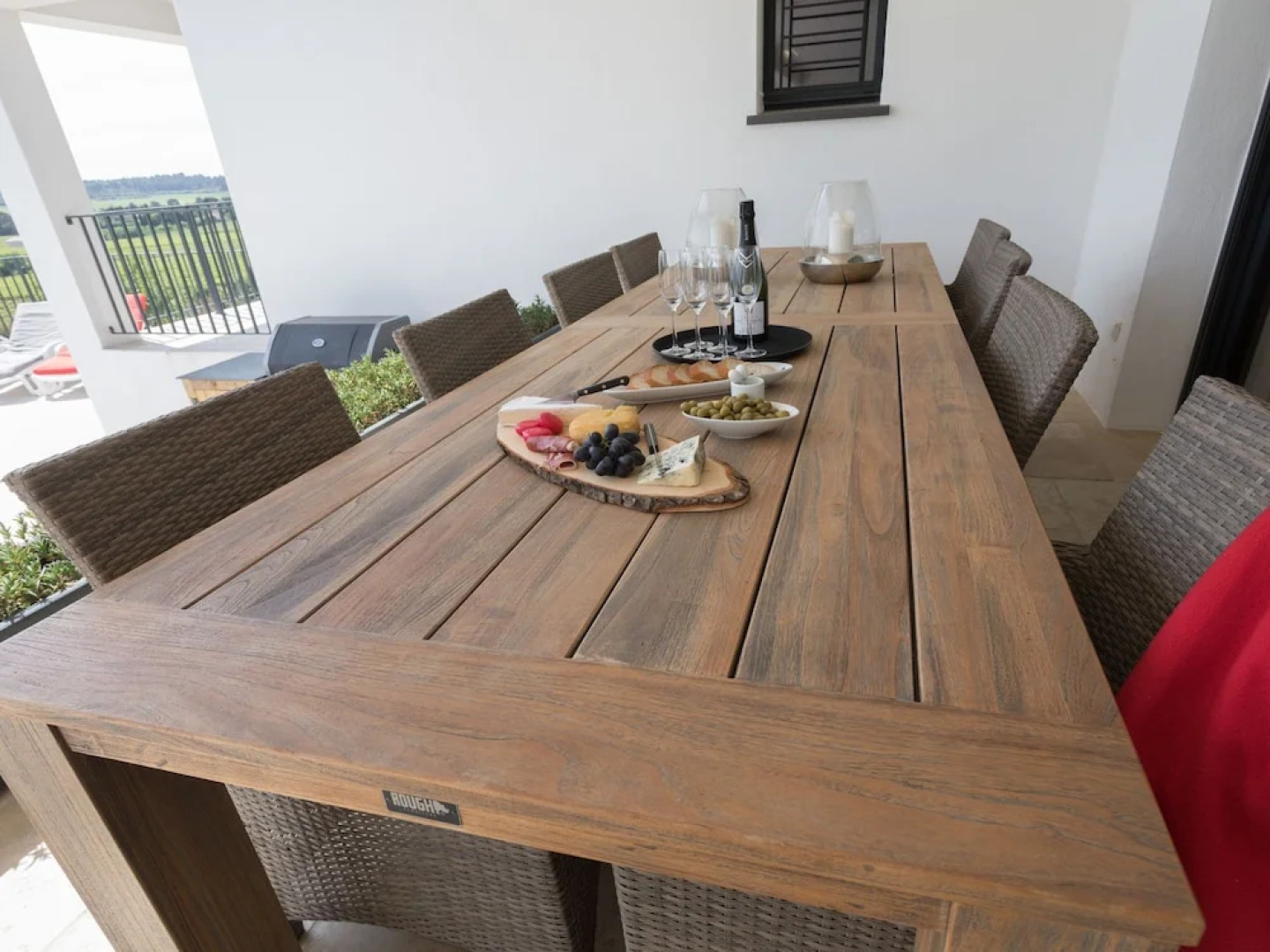 Modern Villa in Azille with Private Pool and Jacuzzi