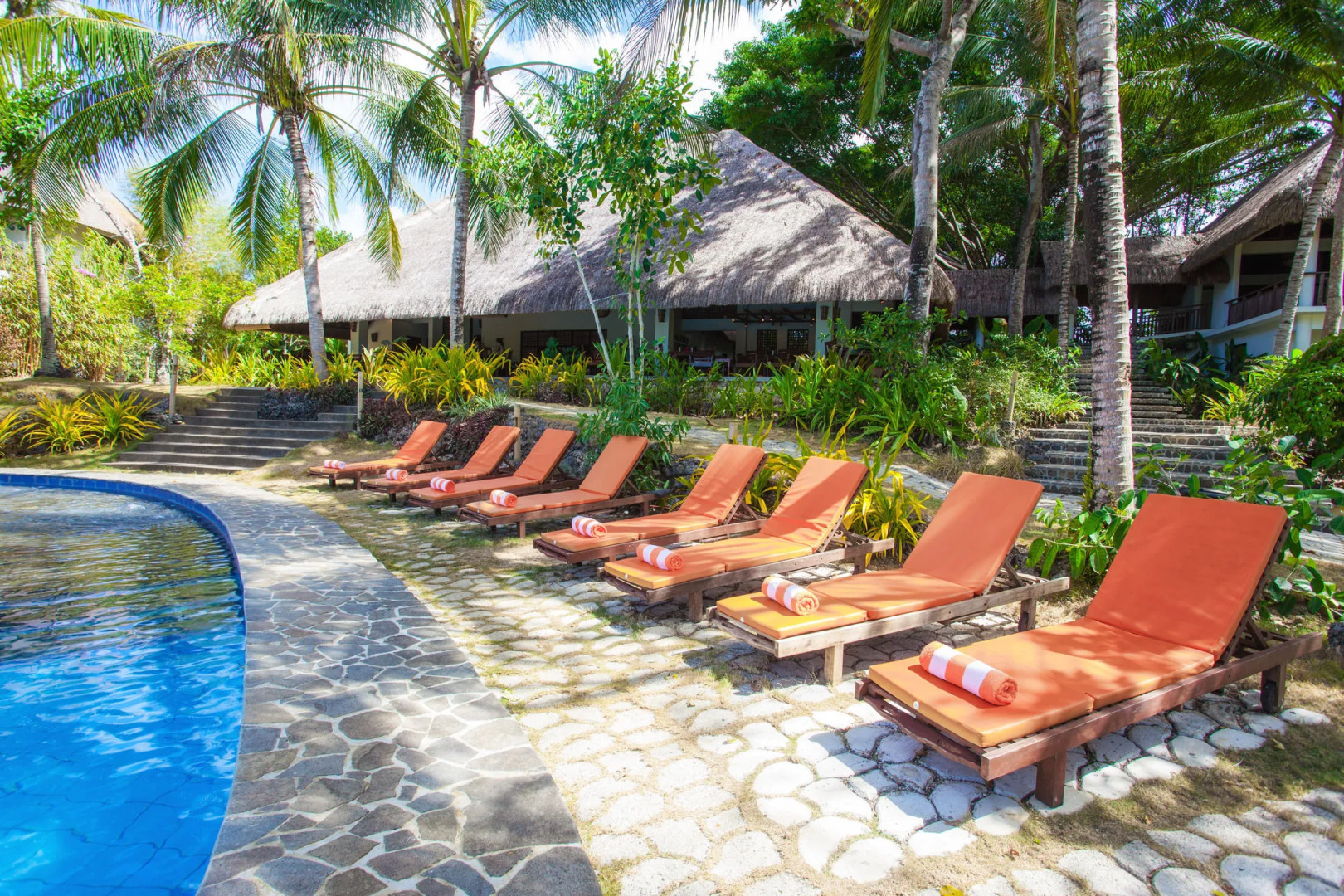 Amun Ini Beach Resort & Spa