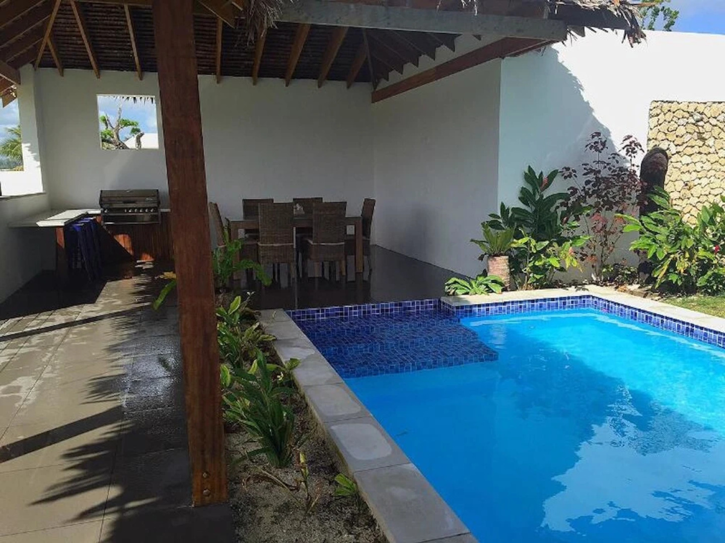 Paradise Point Views