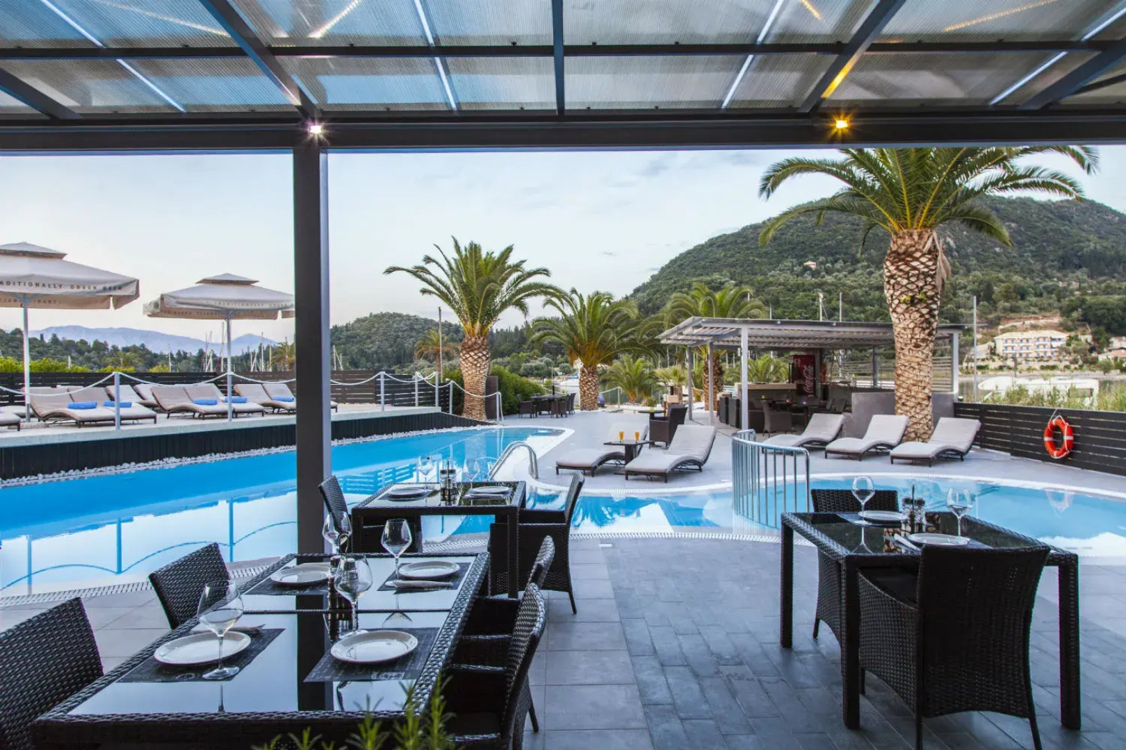 Armonia Luxury Hotel