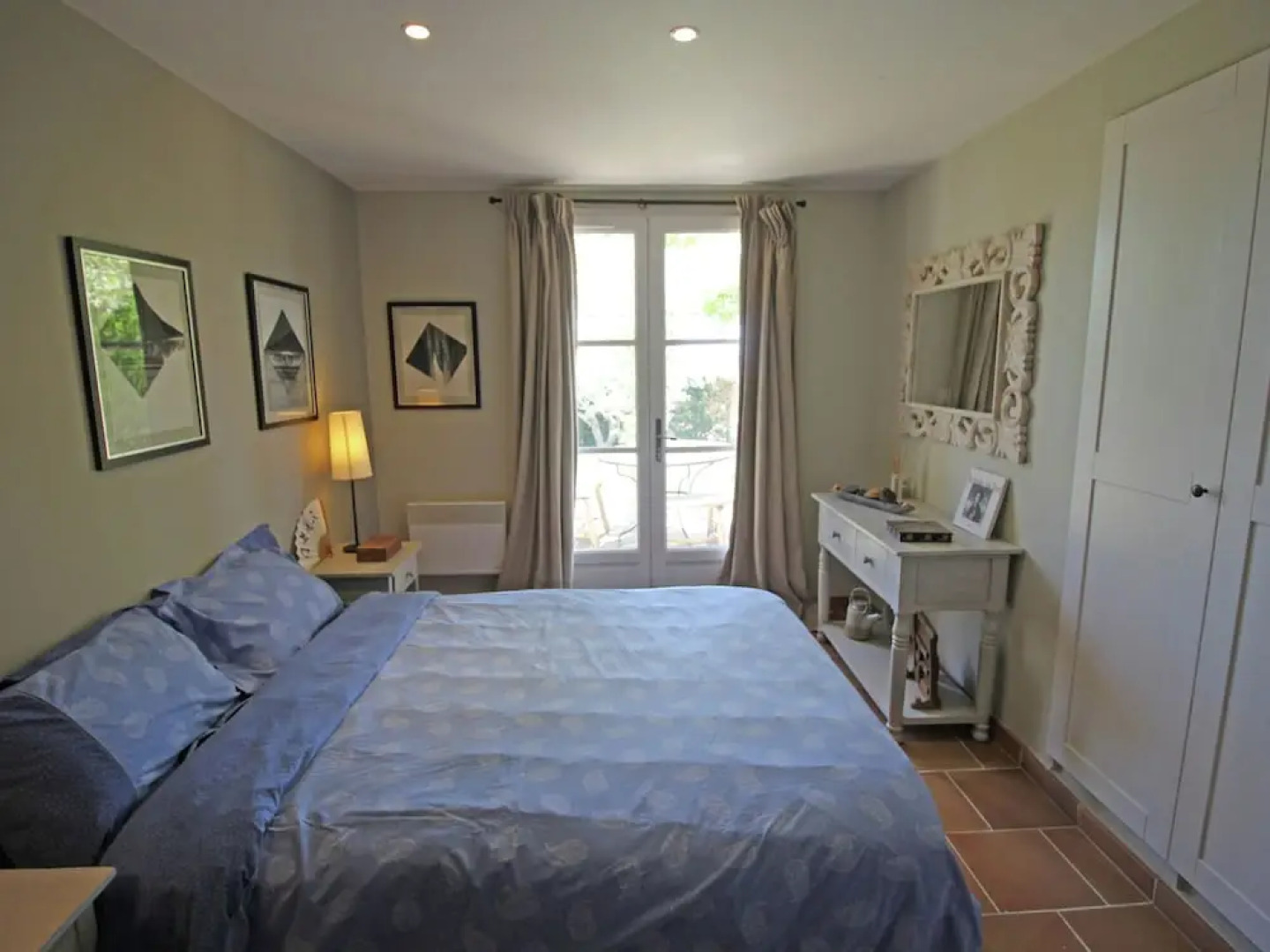 Deluxe Villa in La Cadière D'azur With Pool & Views