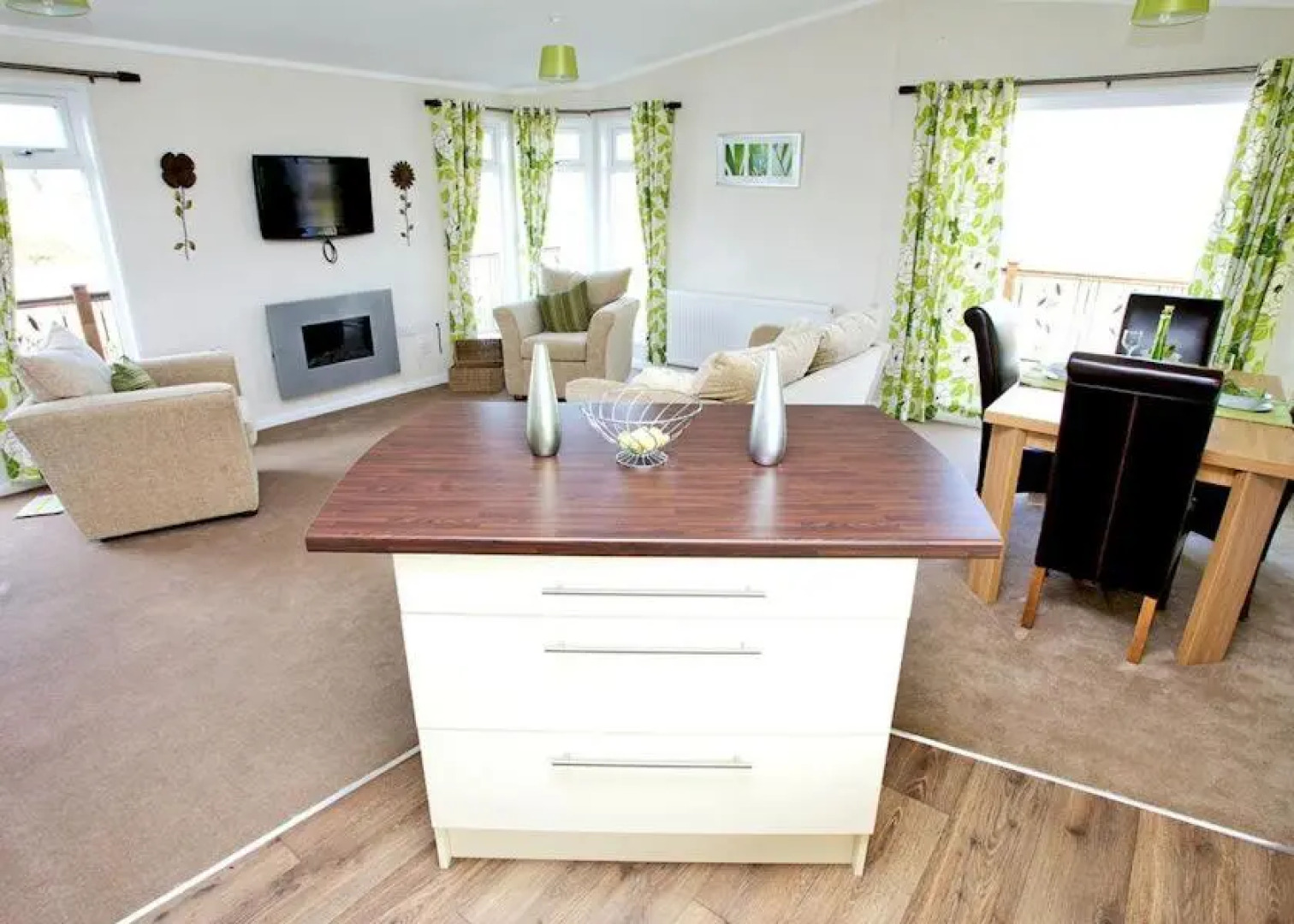 Meadow lakes holiday park