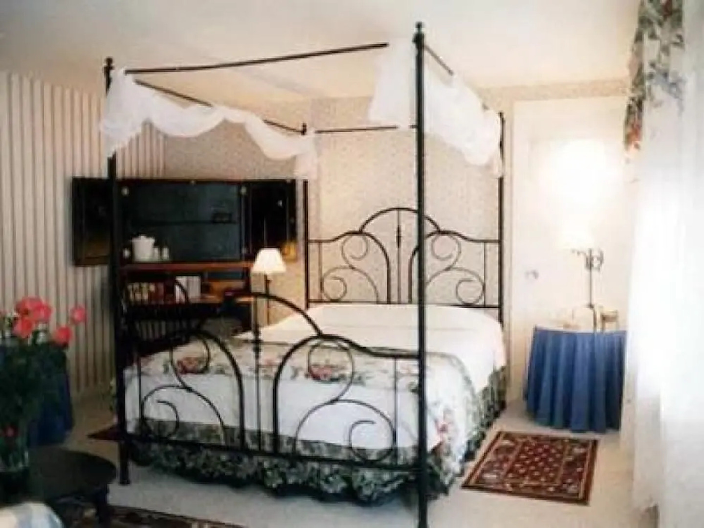 1896 House Country Inn - Barnside Inn