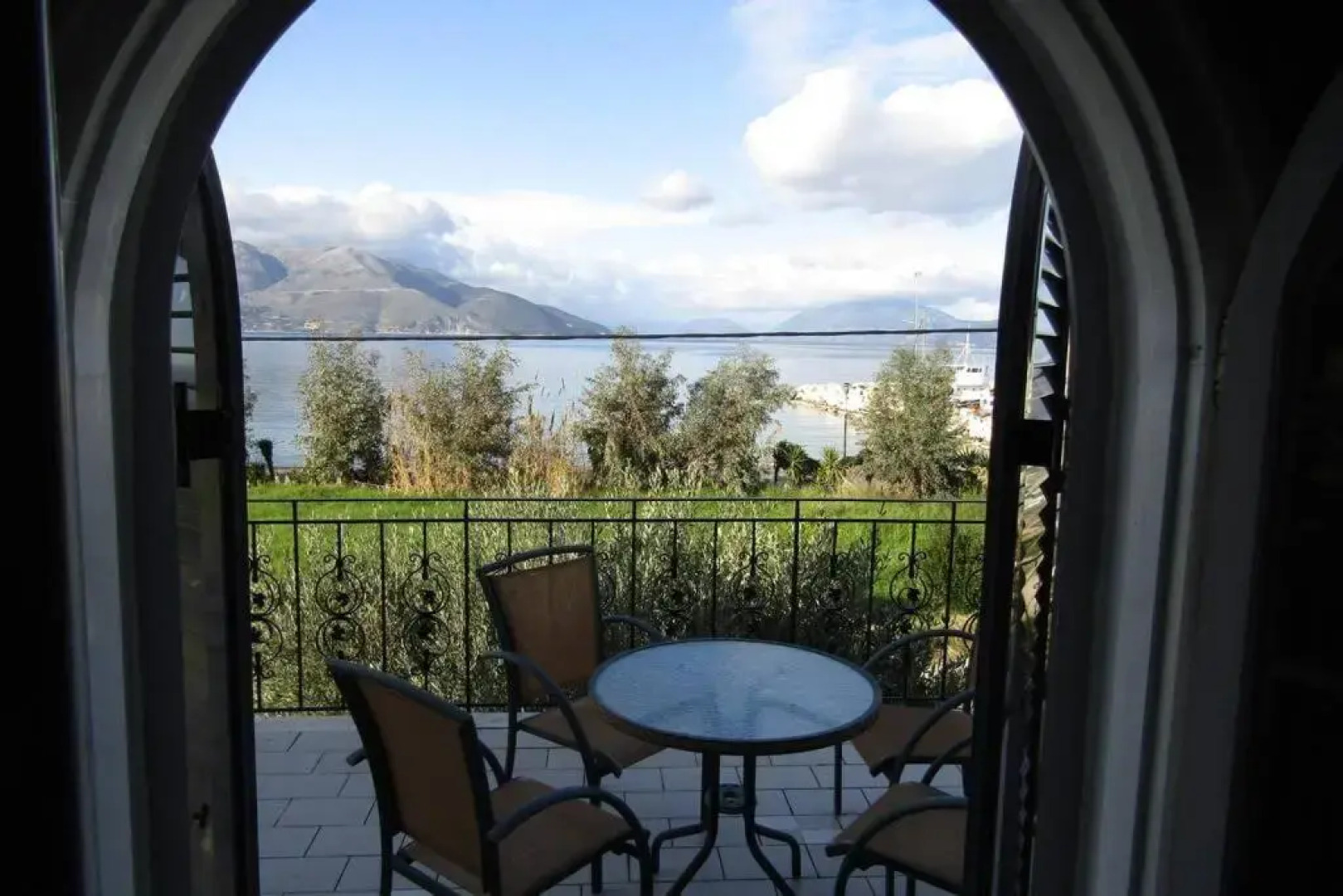 Tilde on the beach, Apts - Sami Kefalonia