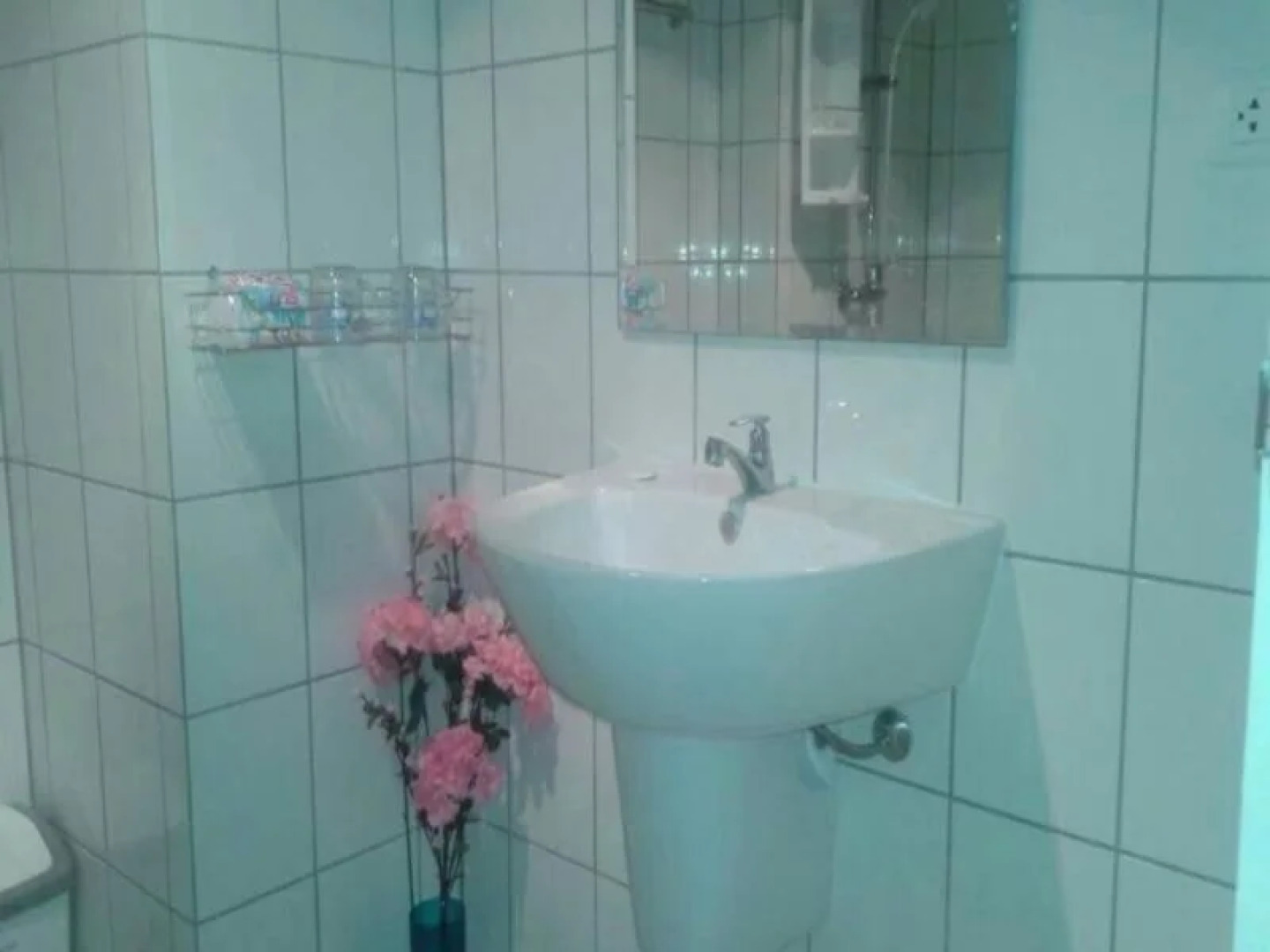 Grand Beach Condominium (Room. B26)