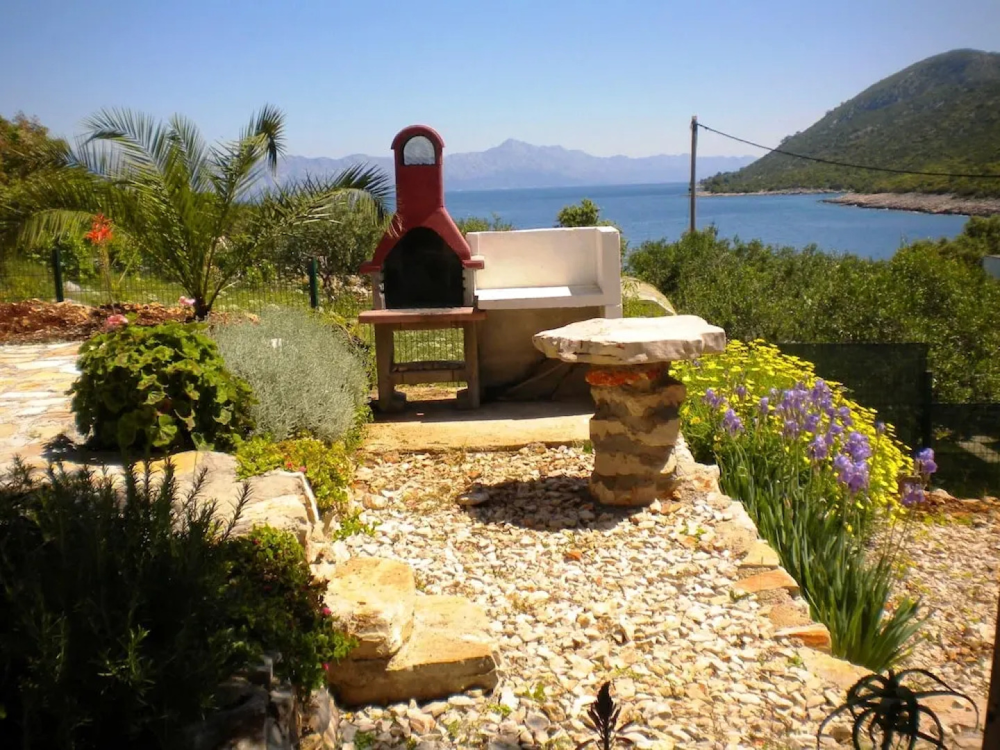 House With one Bedroom in Jelsa, With Wonderful sea View, Furnished Te