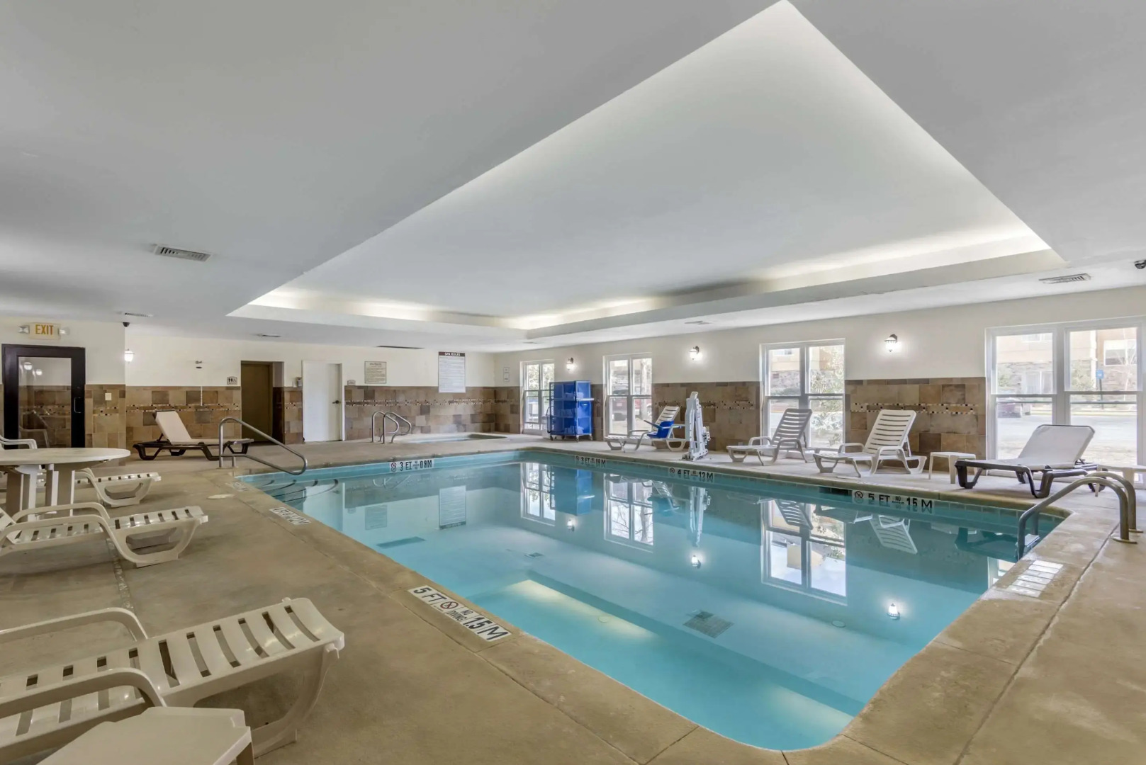 Comfort Suites Macon Northwest