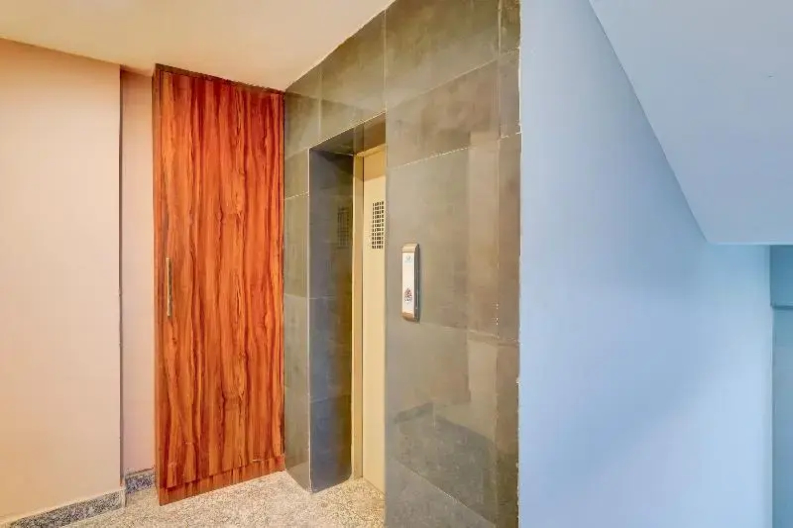 Townhouse 1363 Hotel Lindo Lugar