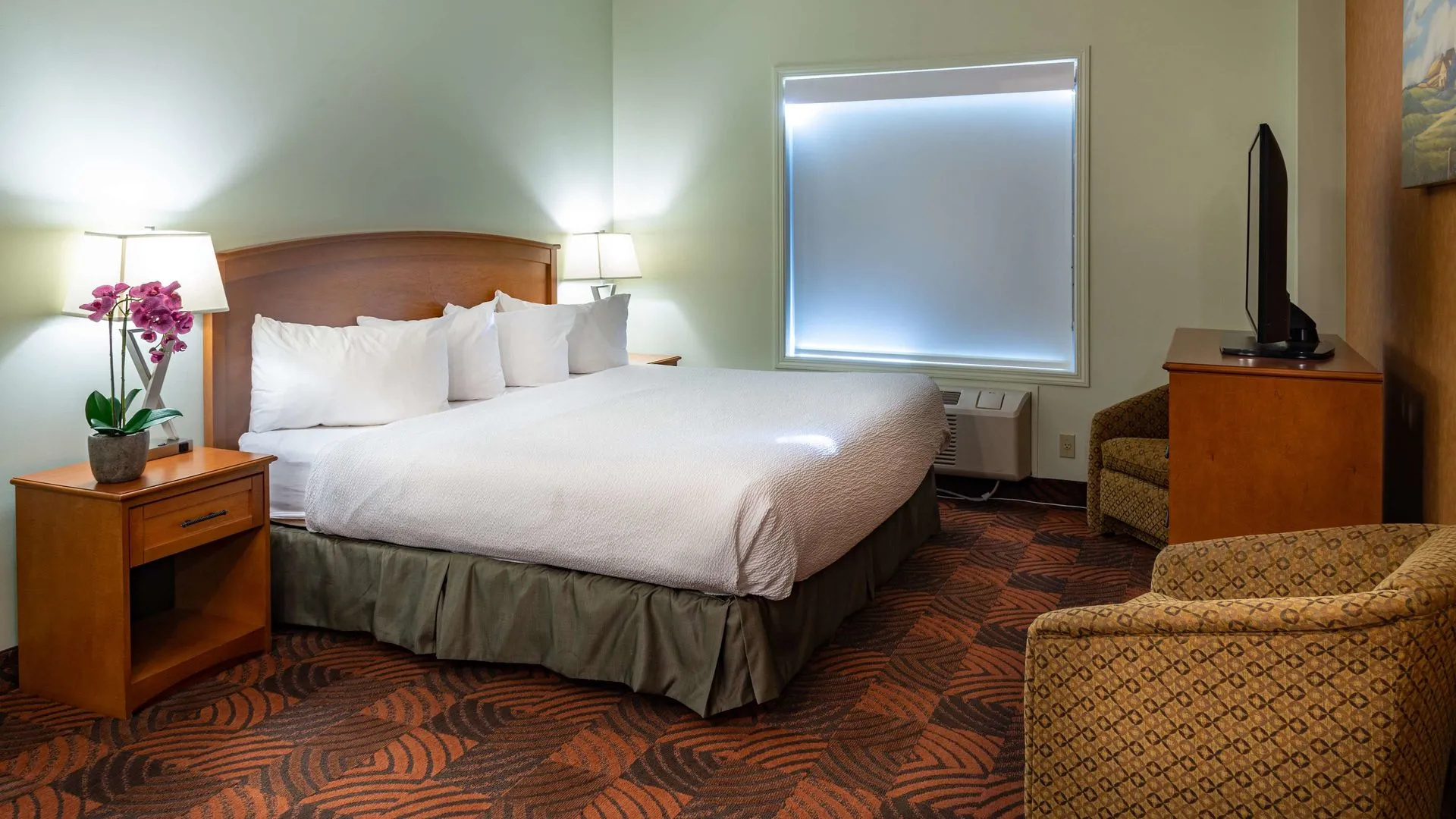 Service Plus Inns and Suites Calgary