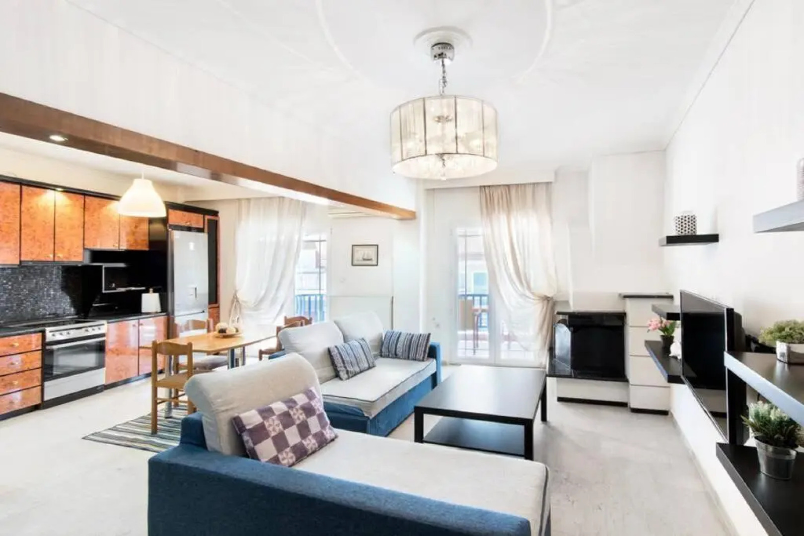 Seafront 2 bedrooms apartment