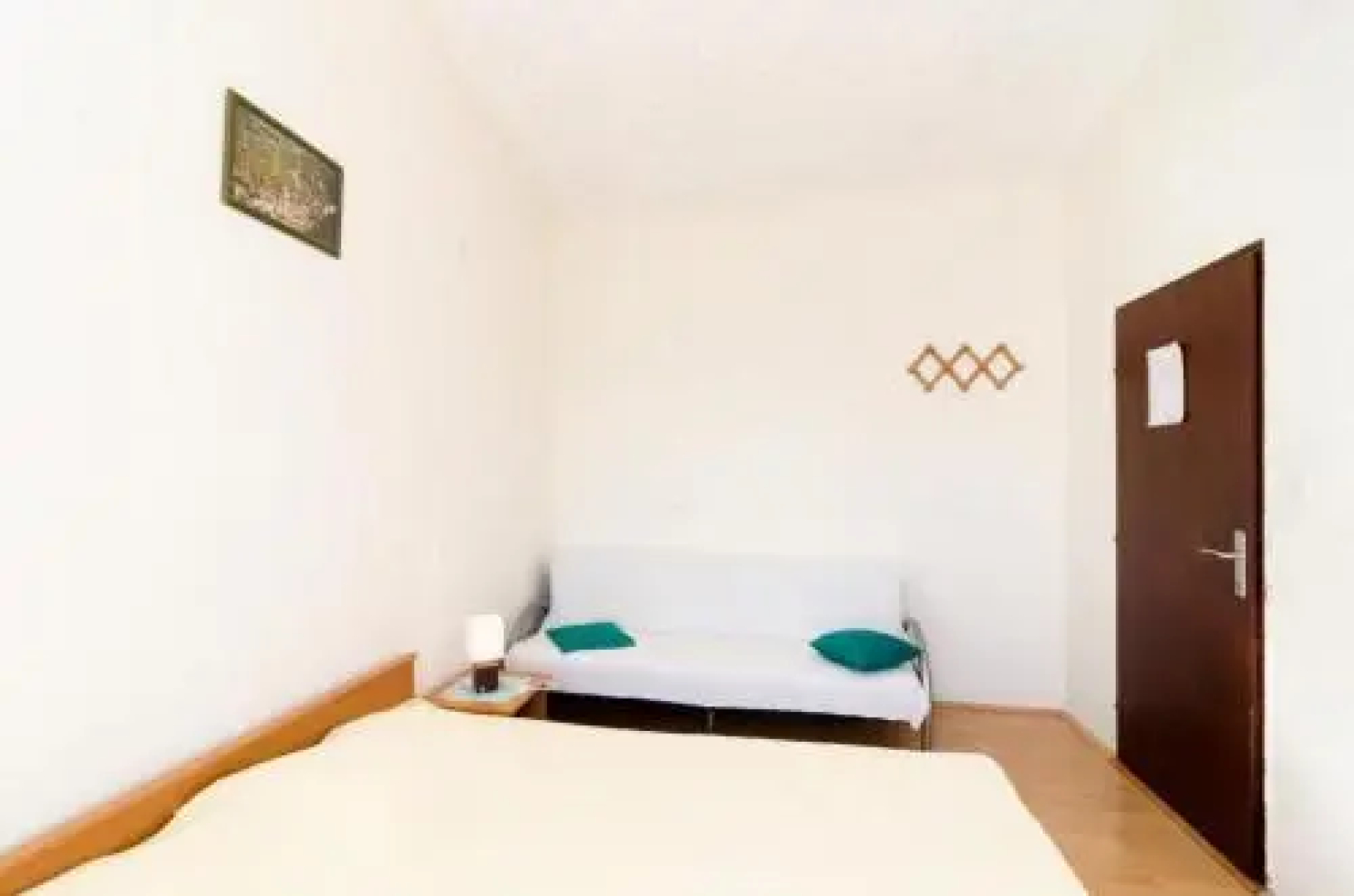 Three-Bedroom Holiday Home in Potomje