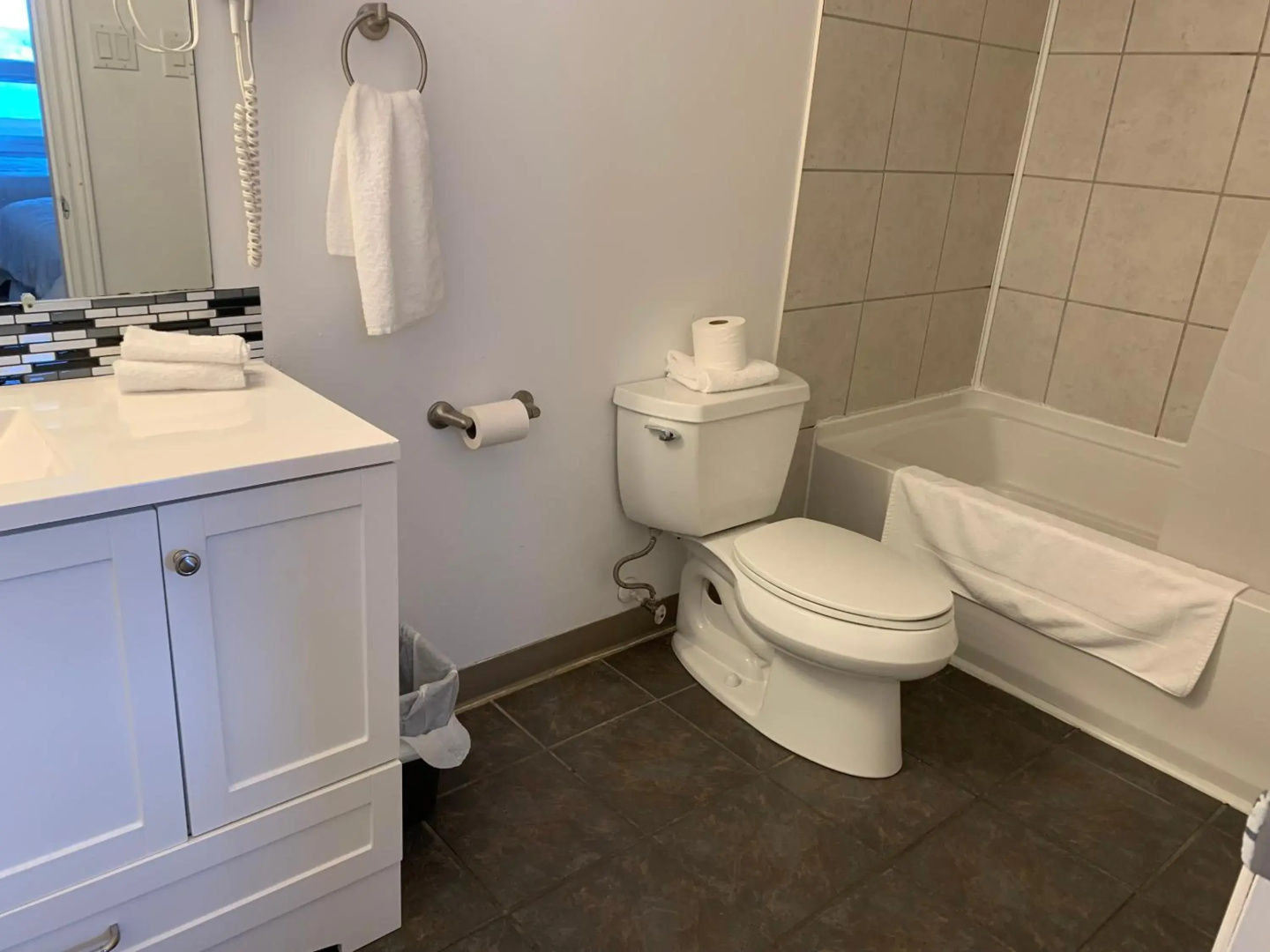 Harbourview Inn, SureStay Collection by Best Western