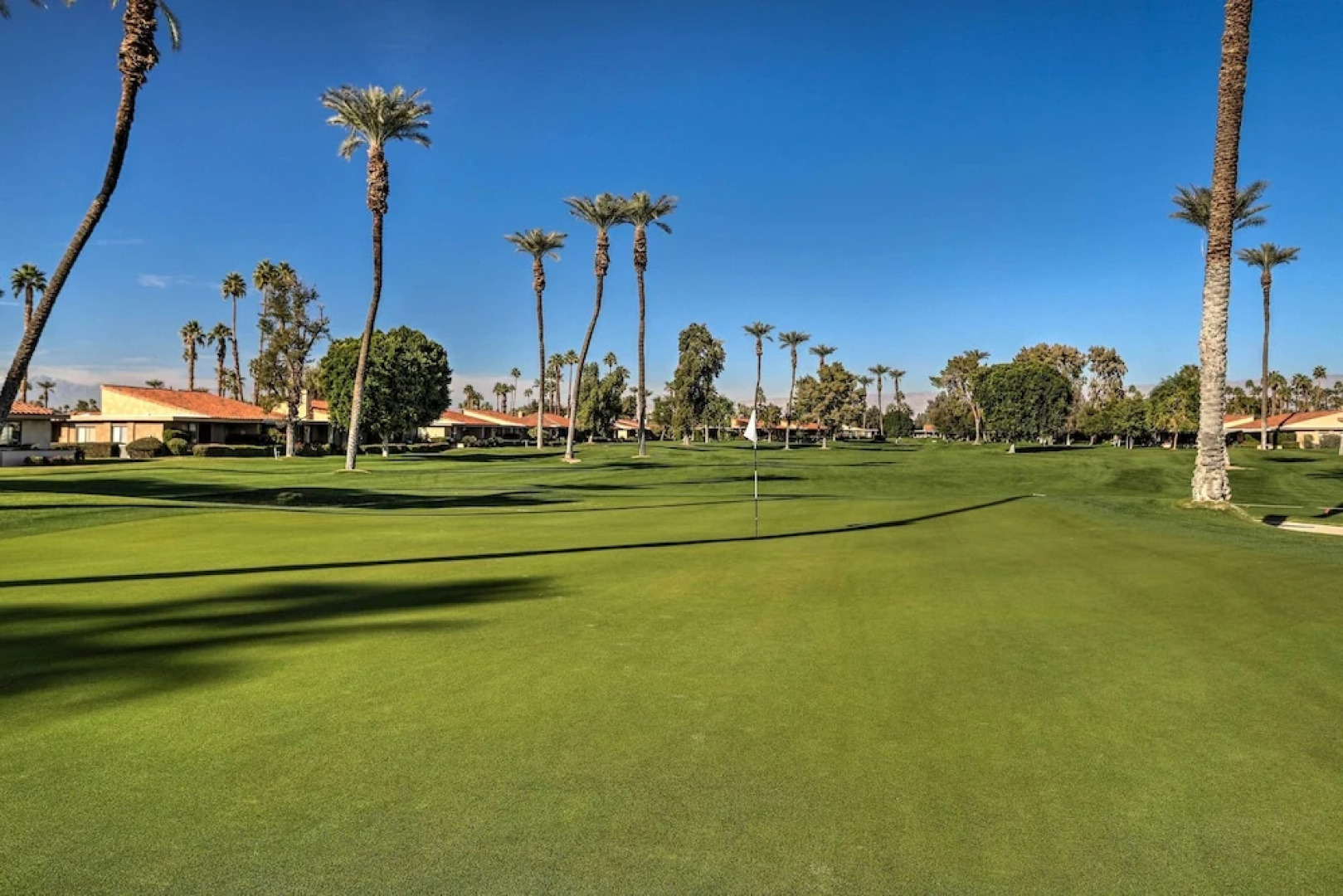 Resort Amenities: Rancho Mirage Country Club Home