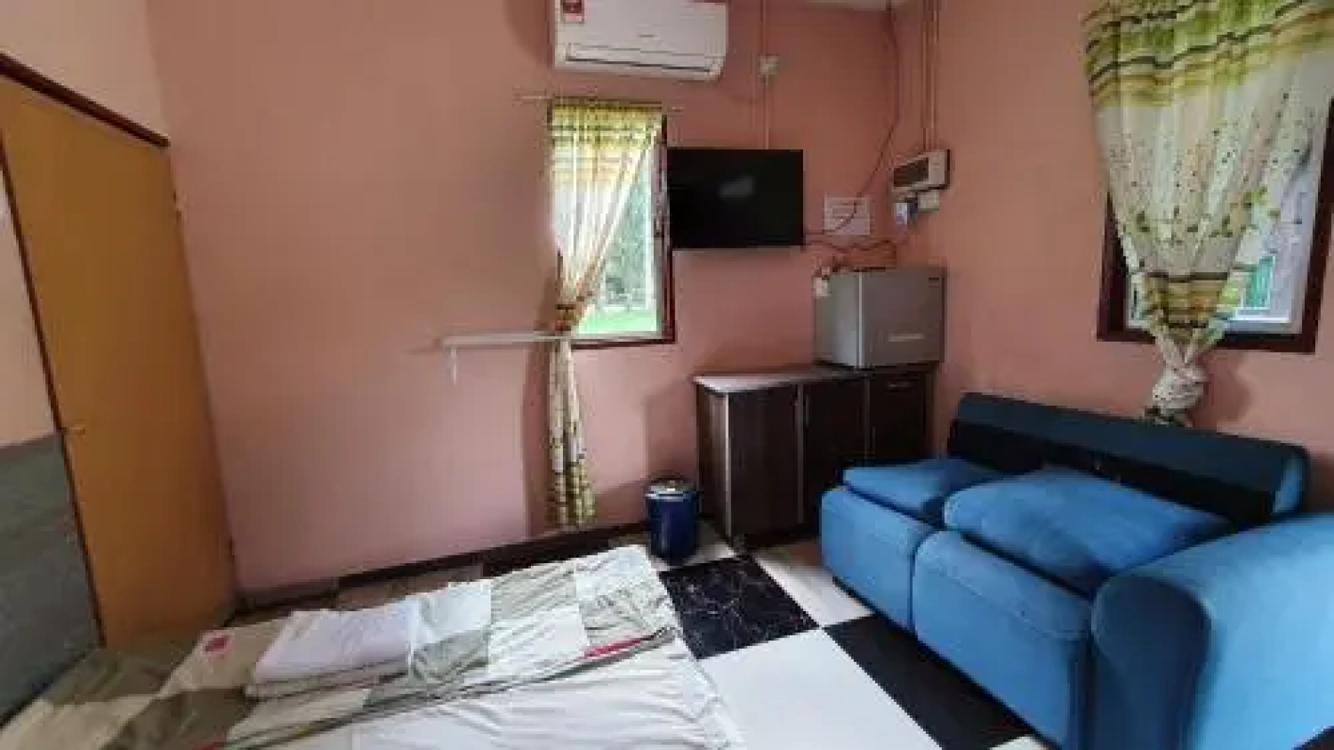 Chalet Kampong Semawar