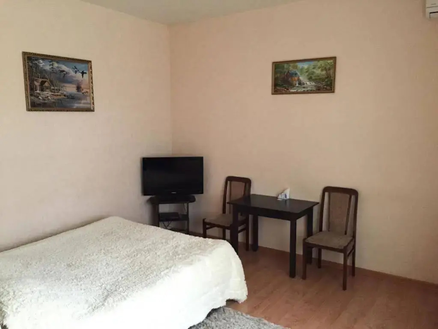 Na Kropotkina Guesthouse