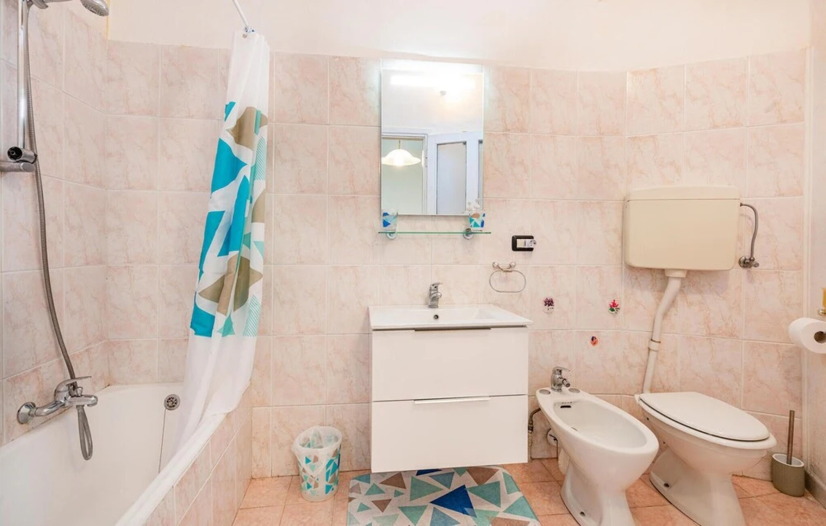 Stunning Apartment in Camporosso With 2 Bedrooms and Wifi