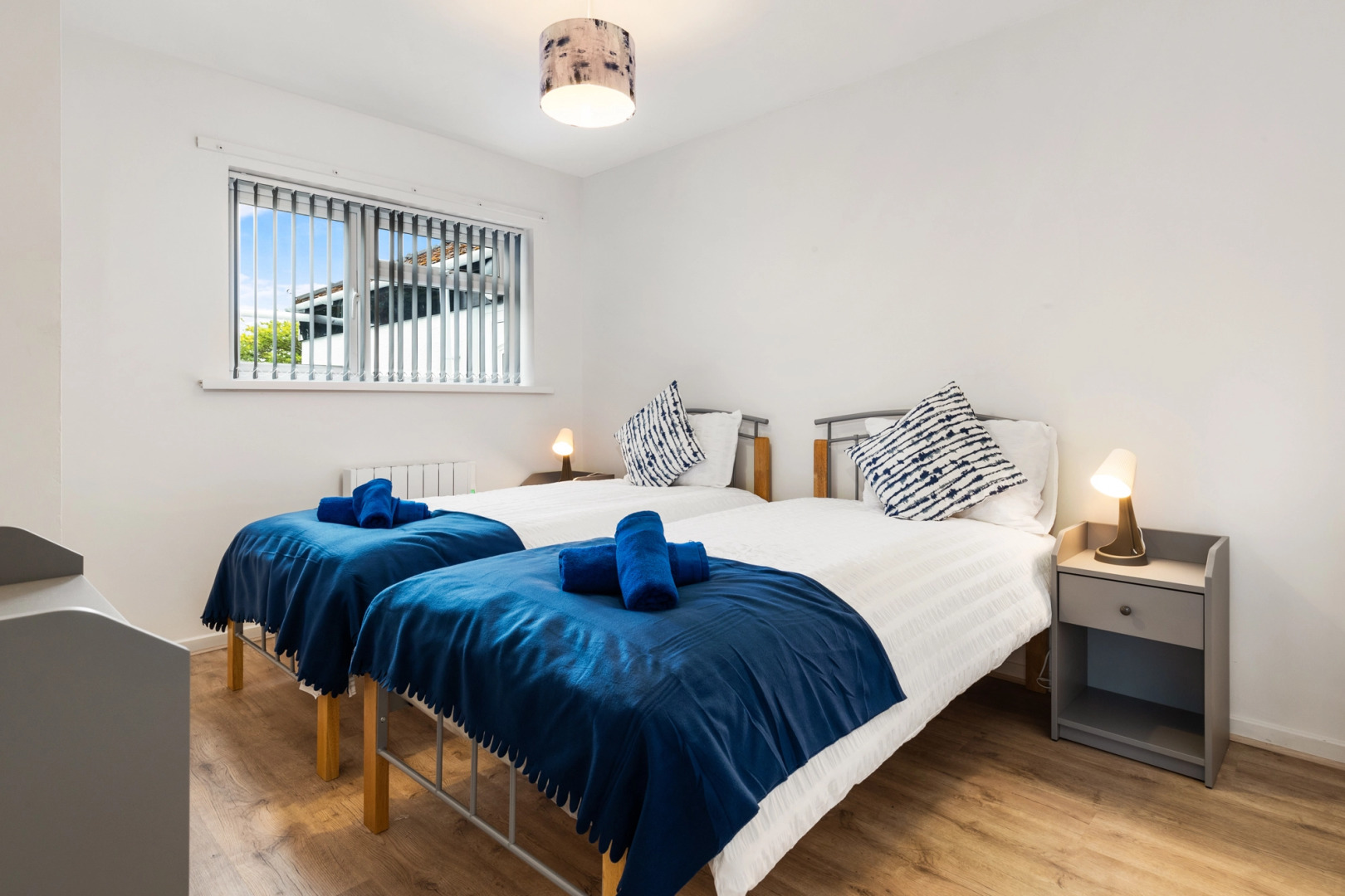 Coedrath Park 19 - Close to Beach, Parking, Balcony, Pet Friendly