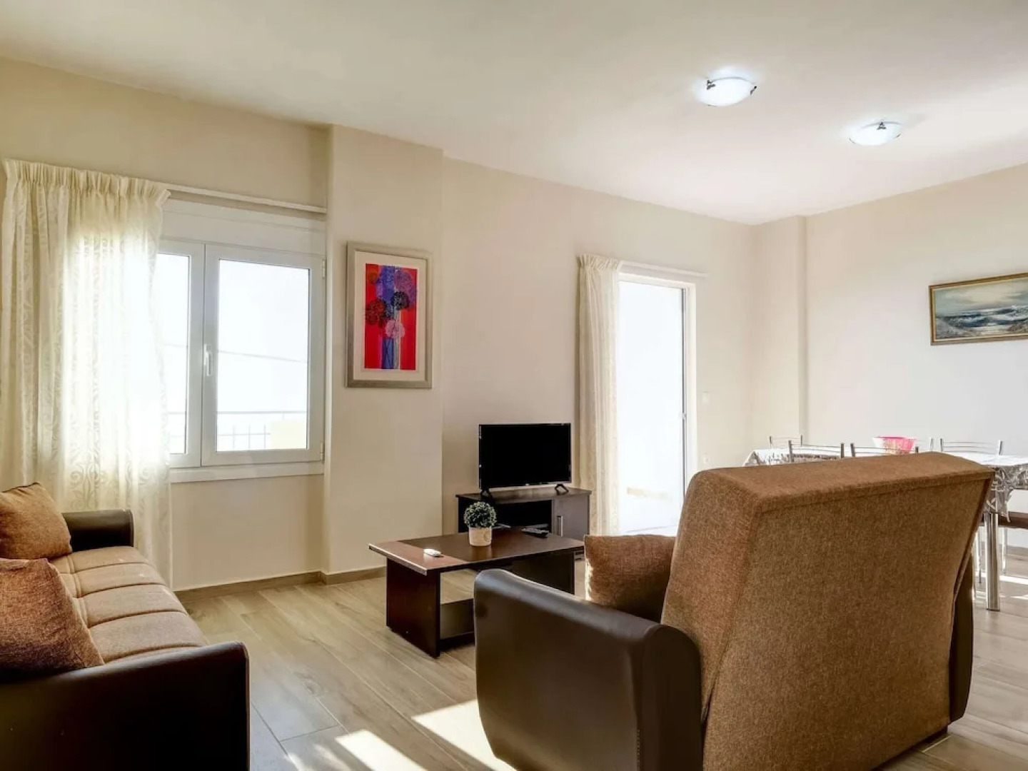 Seaview Studio, 3 Pers Panoramic Seaview in Beautiful Setting, West From Chania