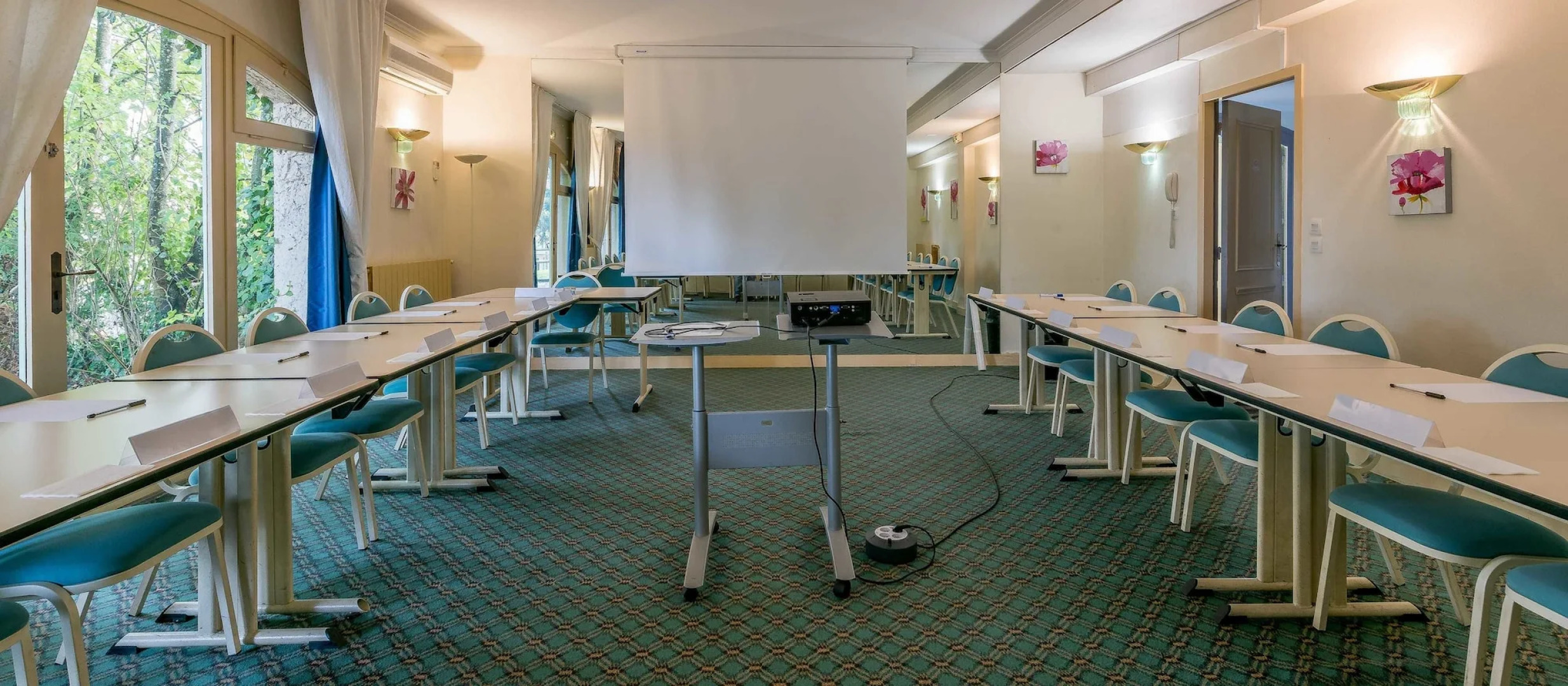 Logis Hôtels- Hôtel et Restaurant Domaine de Fompeyre