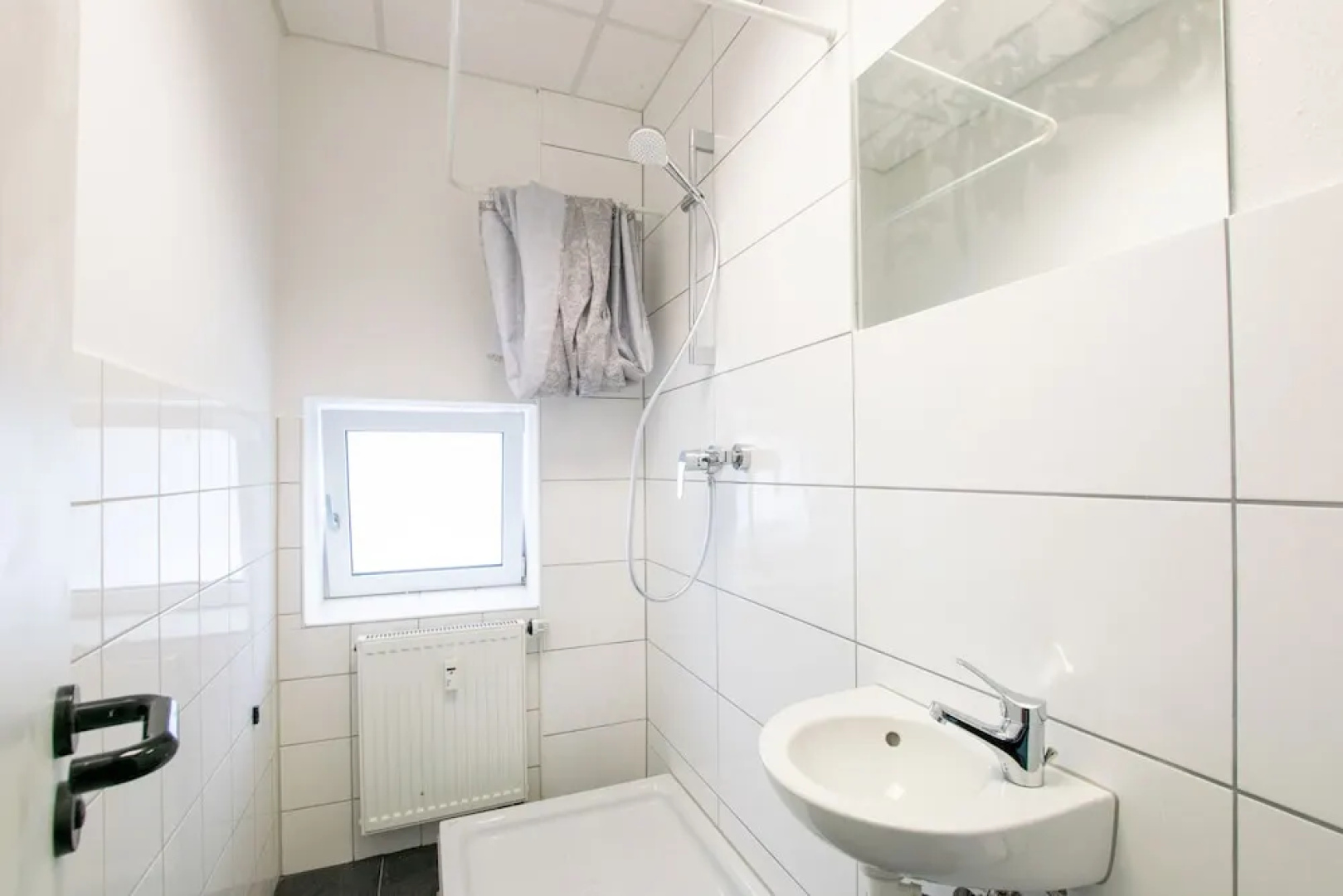 Tolstov-Hotels Airport 3 Room City Apt.