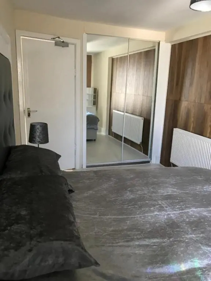 Sandy Pad's Apartments