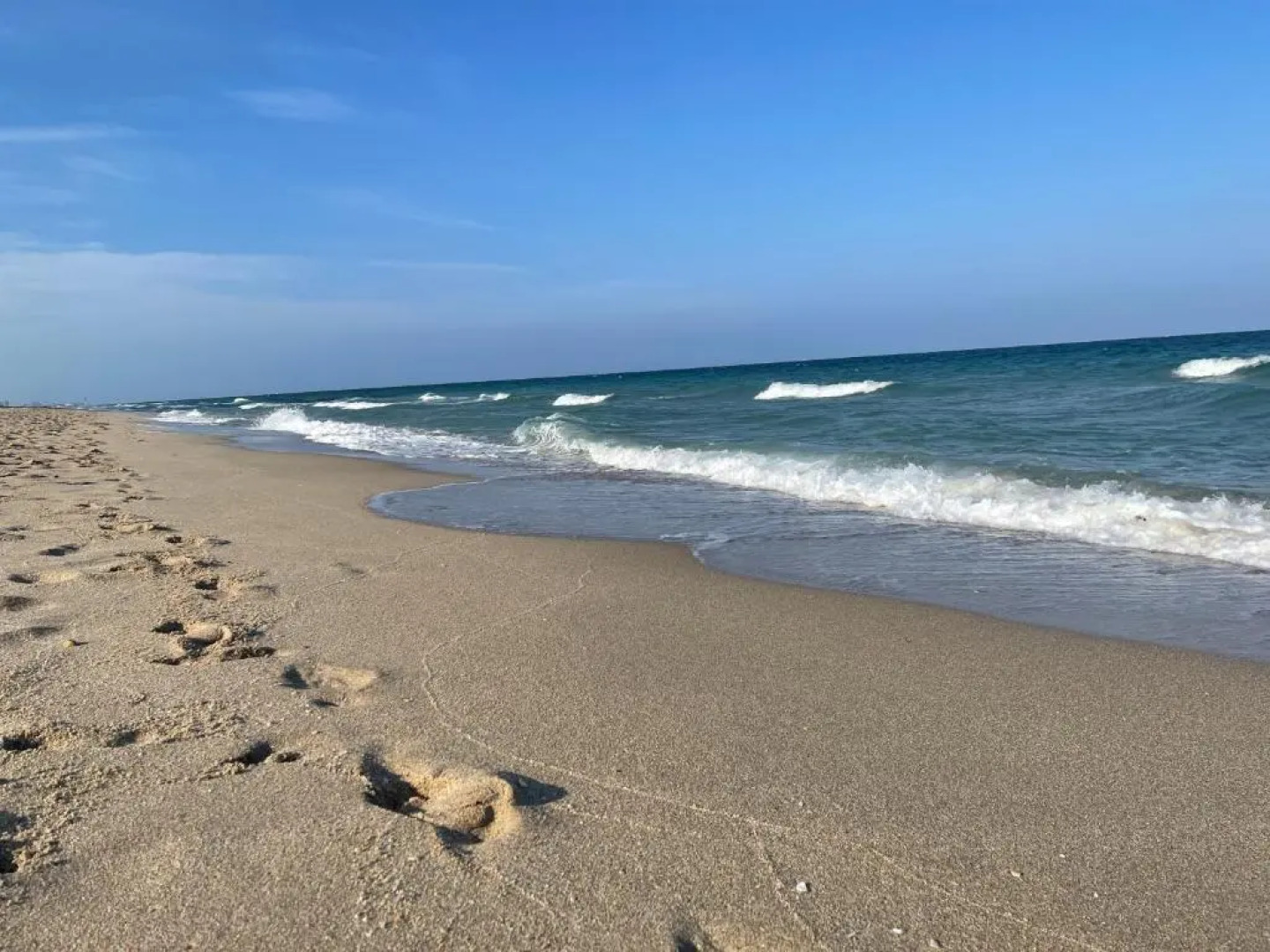 Studio right on the beach at Lauderdale By The Sea