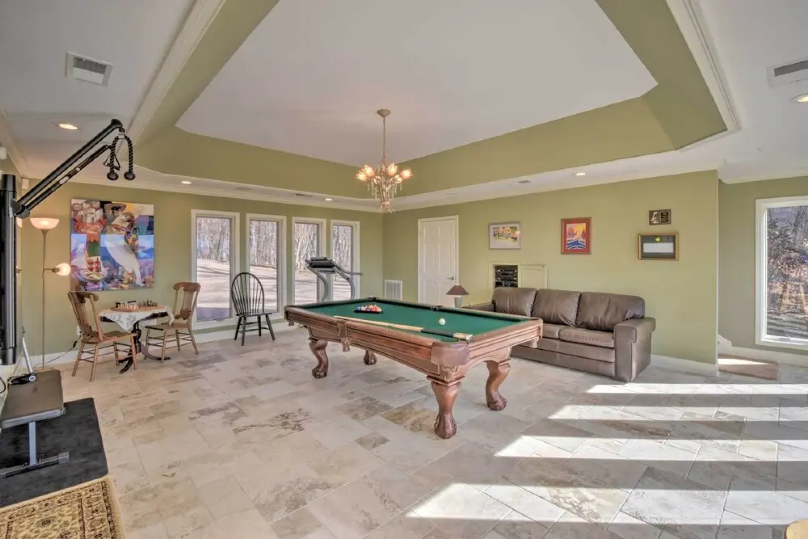 Captivating Vacation Rental Apt in Hayesville!