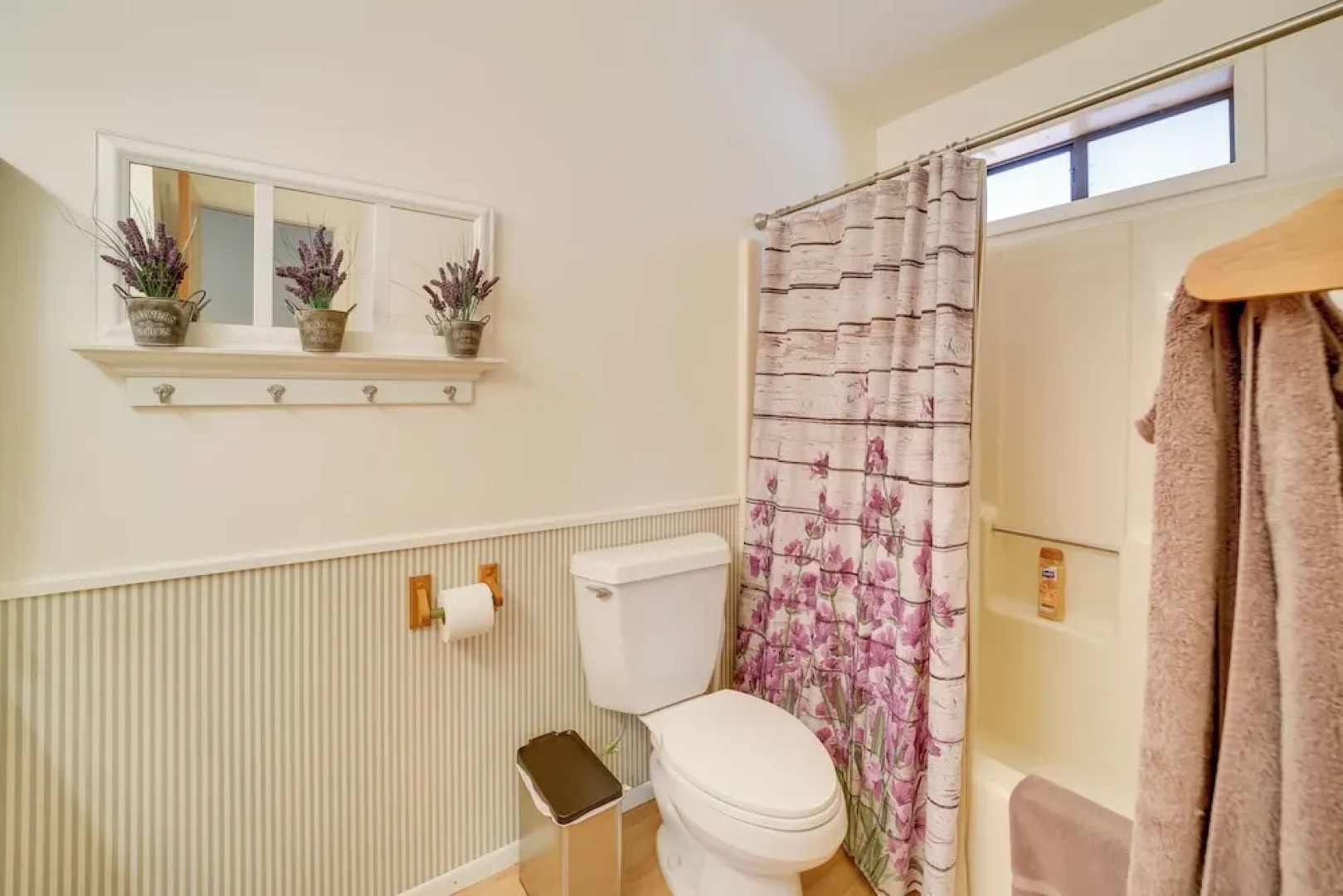 Relax Fireside + Play Games! Hikers Haven in Pine