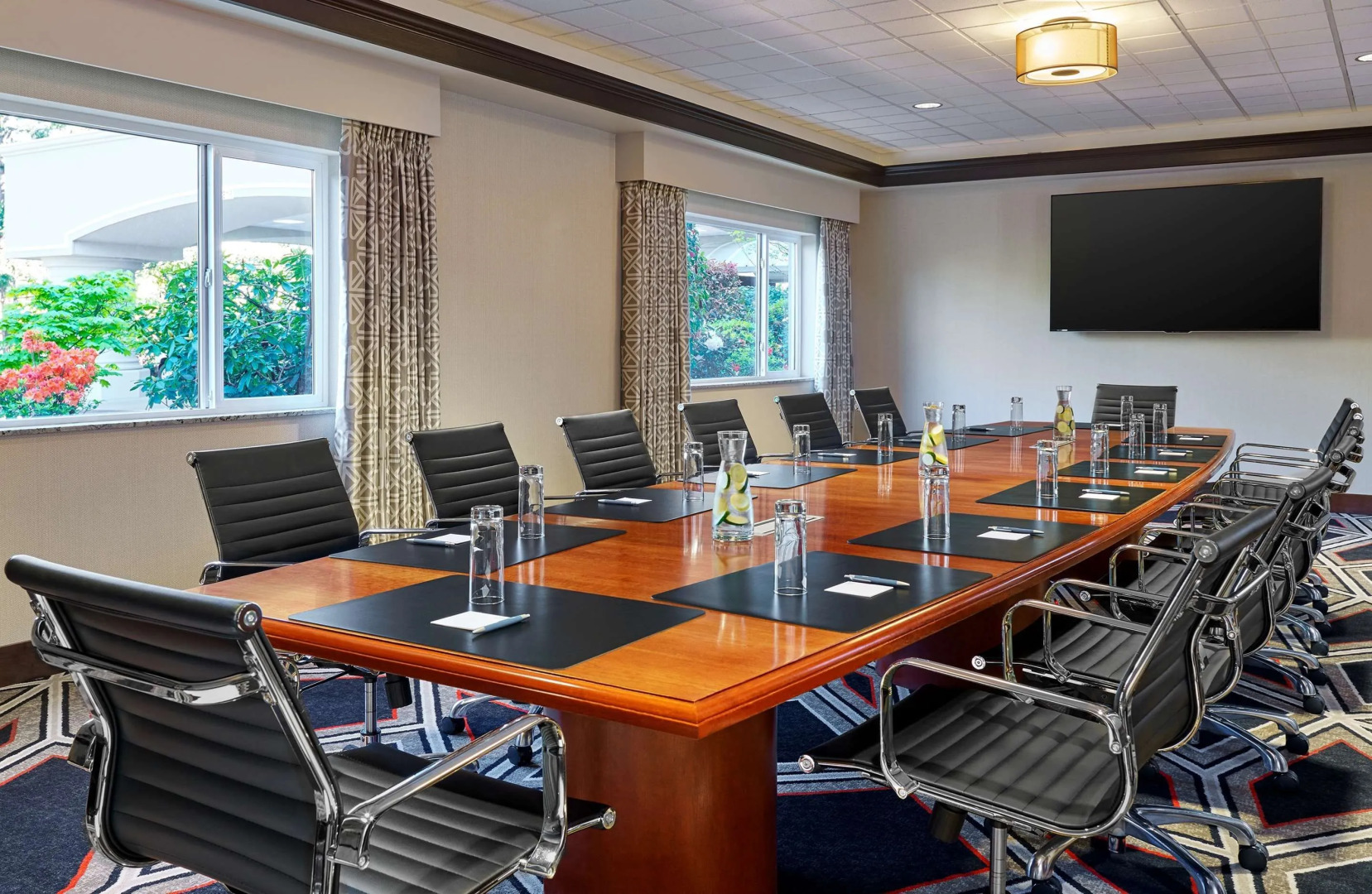 Four Points by Sheraton Bellingham Hotel & Conference Center