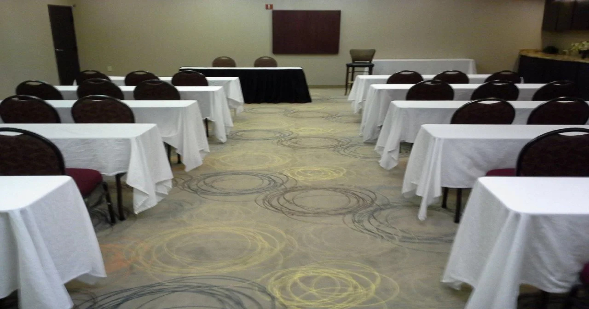 Holiday Inn Express & Suites Dallas Park Central Northeast by IHG