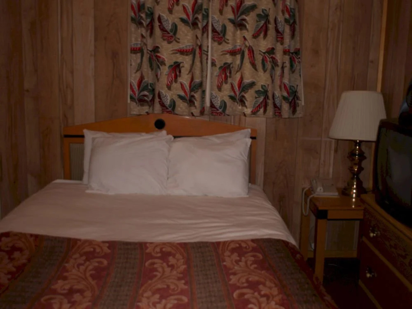 Island Acres Resort Motel