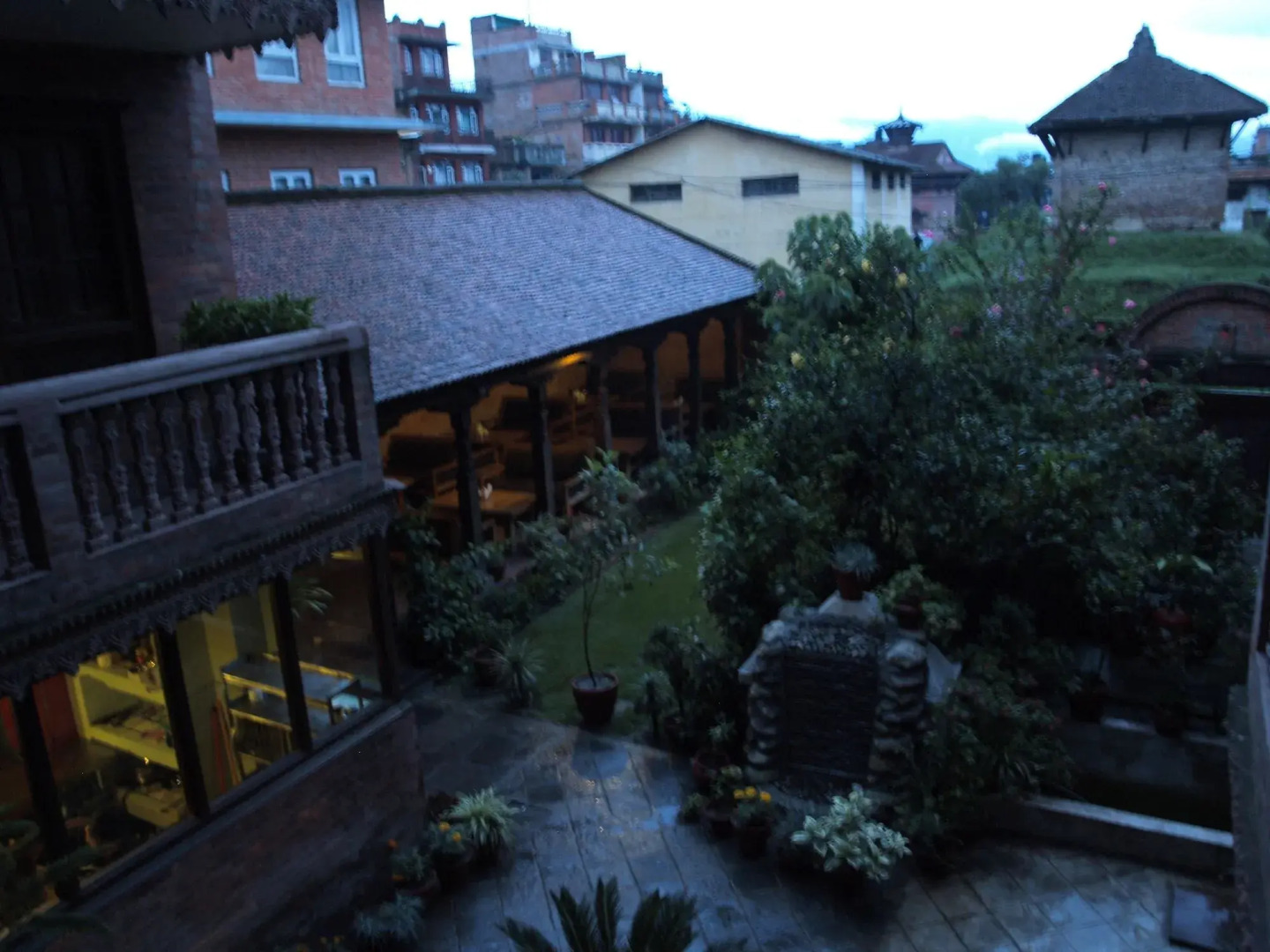 Vajra Guest House & Restaurant