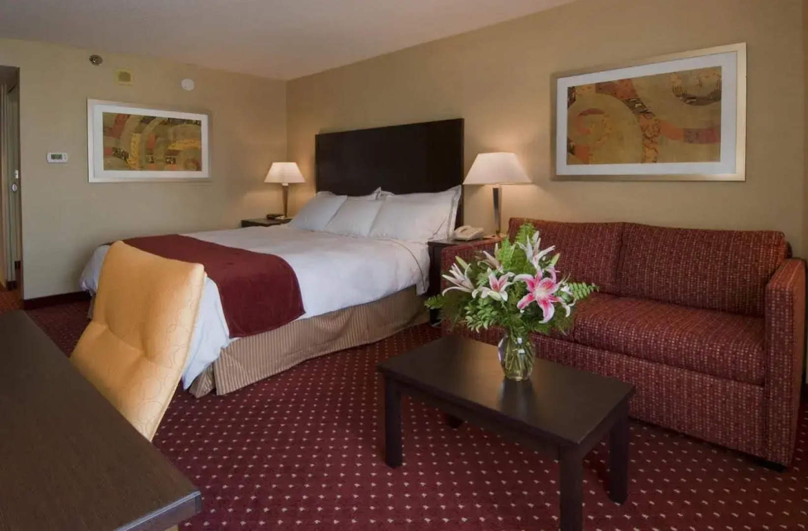 DoubleTree by Hilton Lansing