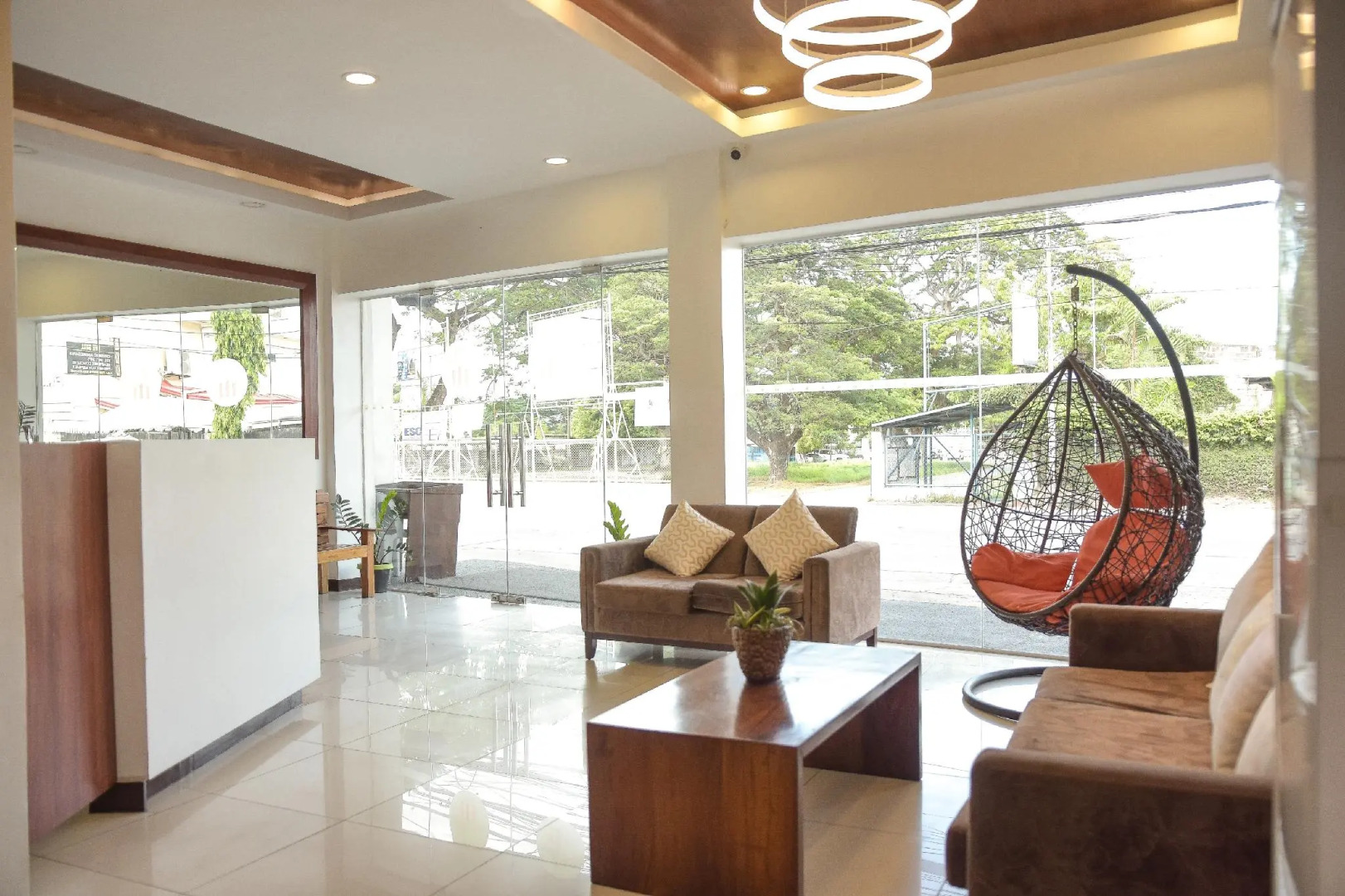 Tiptop Tower Suite Inn