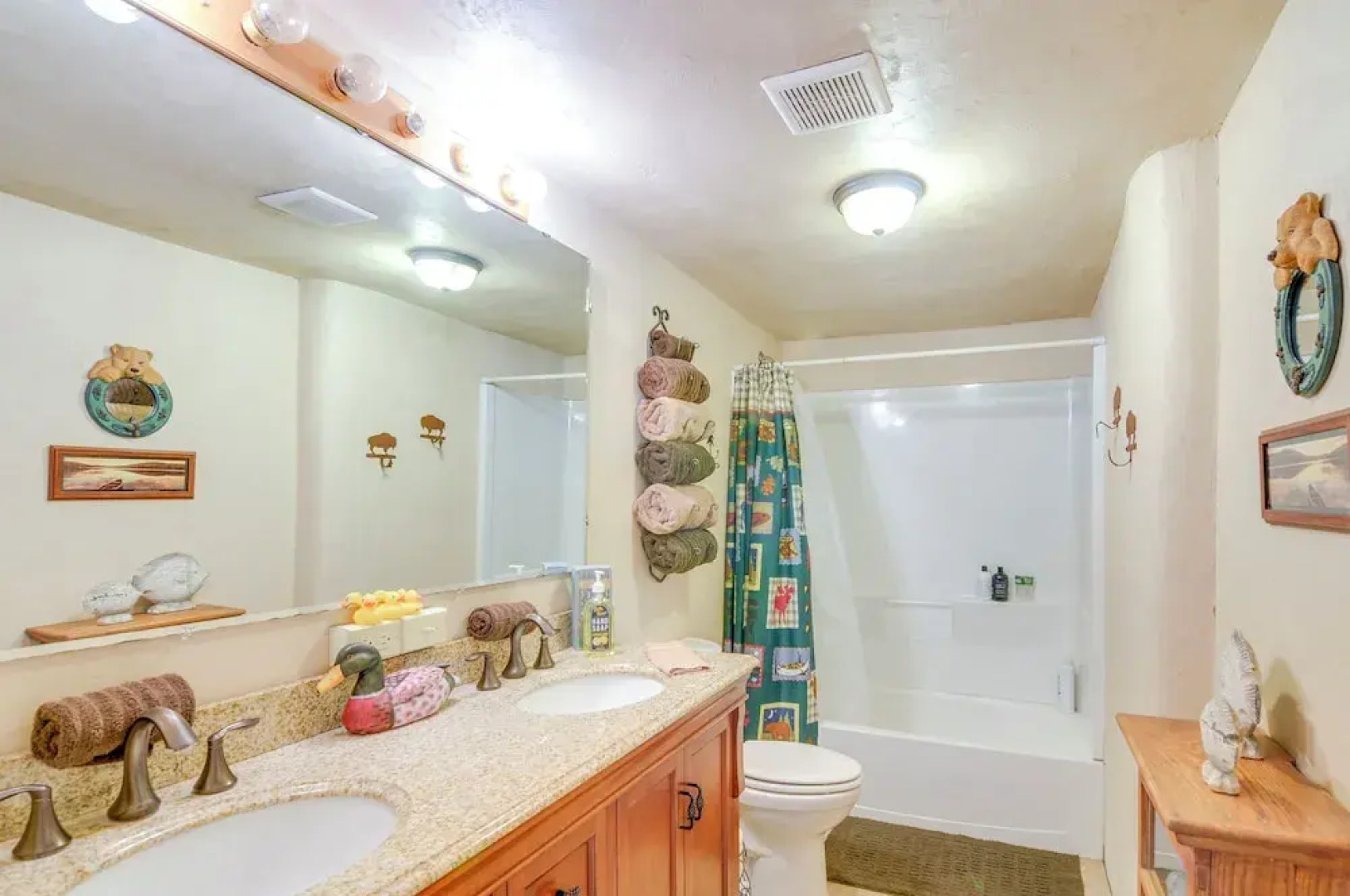 Downtown Del Norte Home Near Hiking & Fishing!