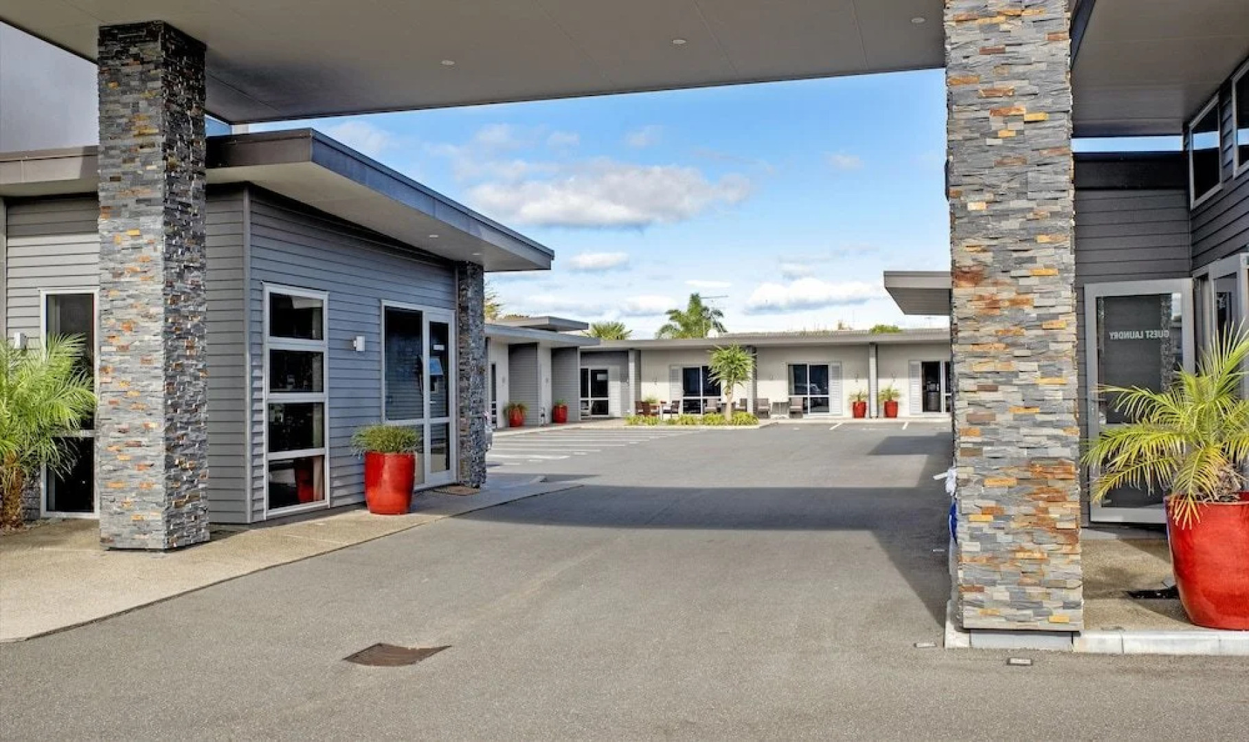 37 The Landing Motel