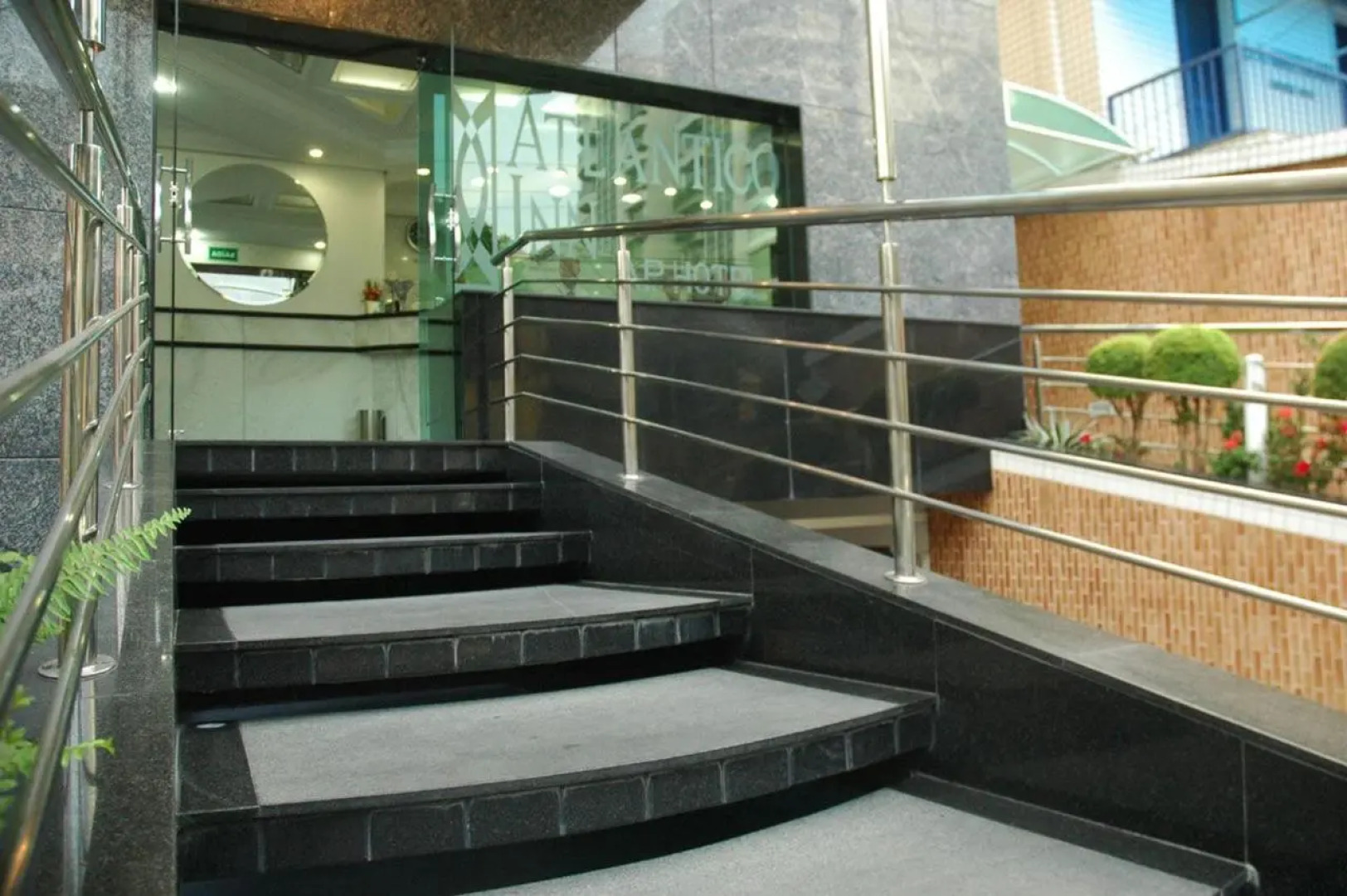 Atlantico Inn Apart Hotel