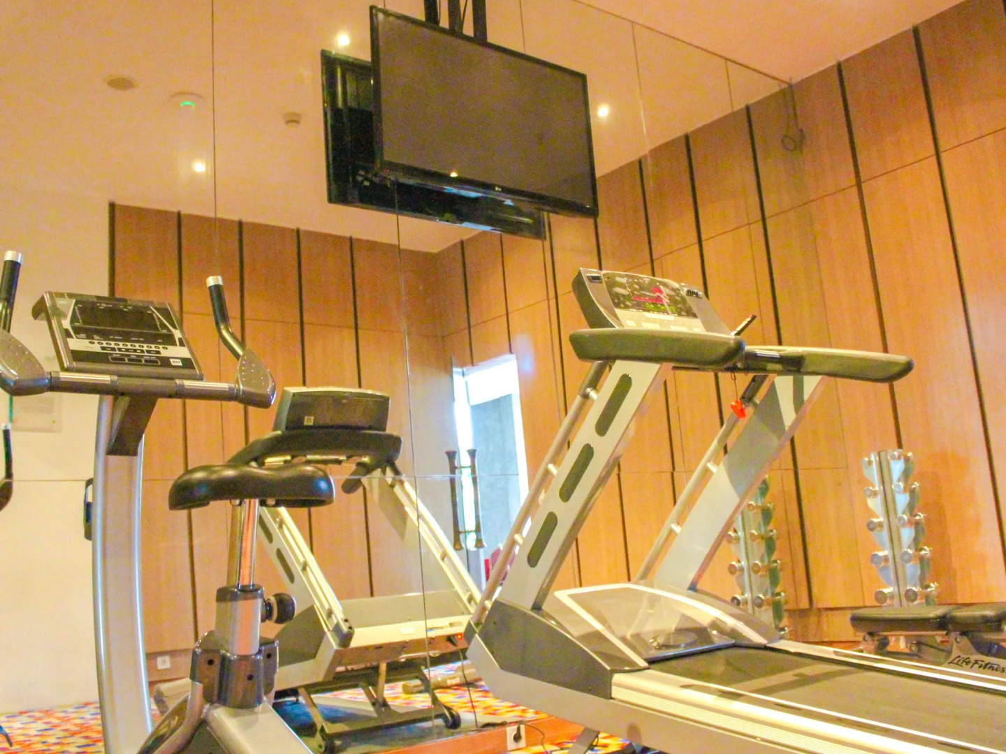 THE 1O1 Bogor Suryakancana