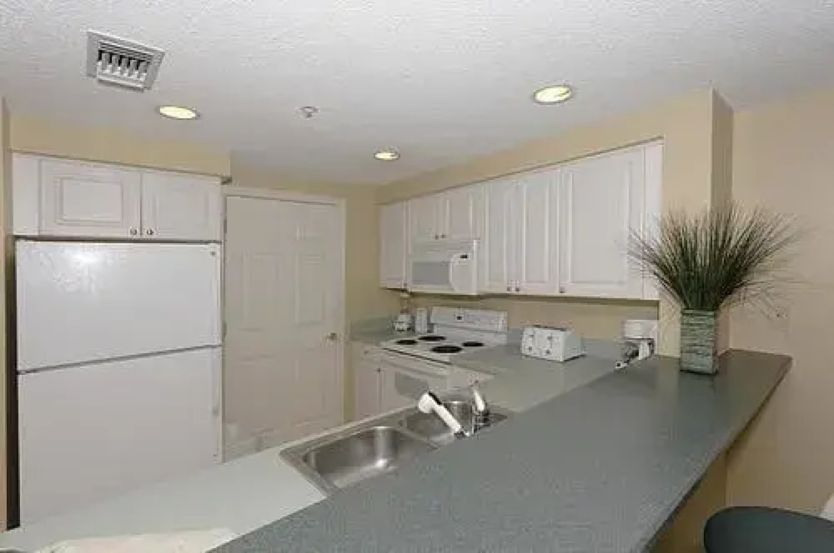 Waterside by Spinnaker Resorts